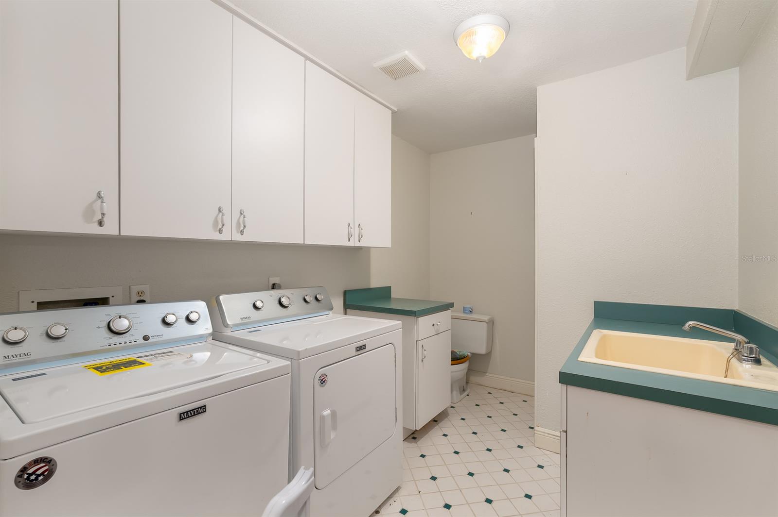 Hidden Hills - Residential