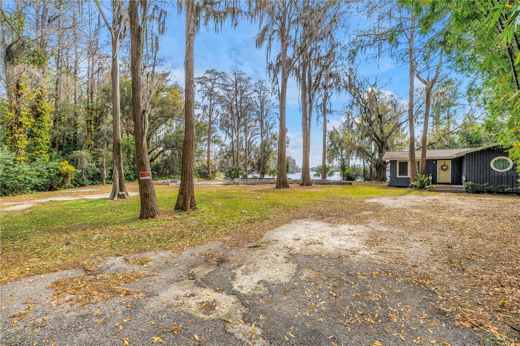Photo of 3400 Waterbridge Drive, Tampa, FL 33618 (MLS # TB8475280)