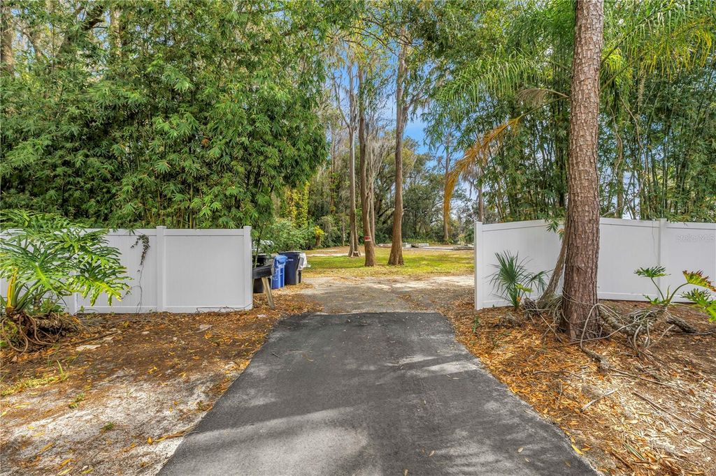 Photo of 3400 Waterbridge Drive, Tampa, FL 33618 (MLS # TB8475280)