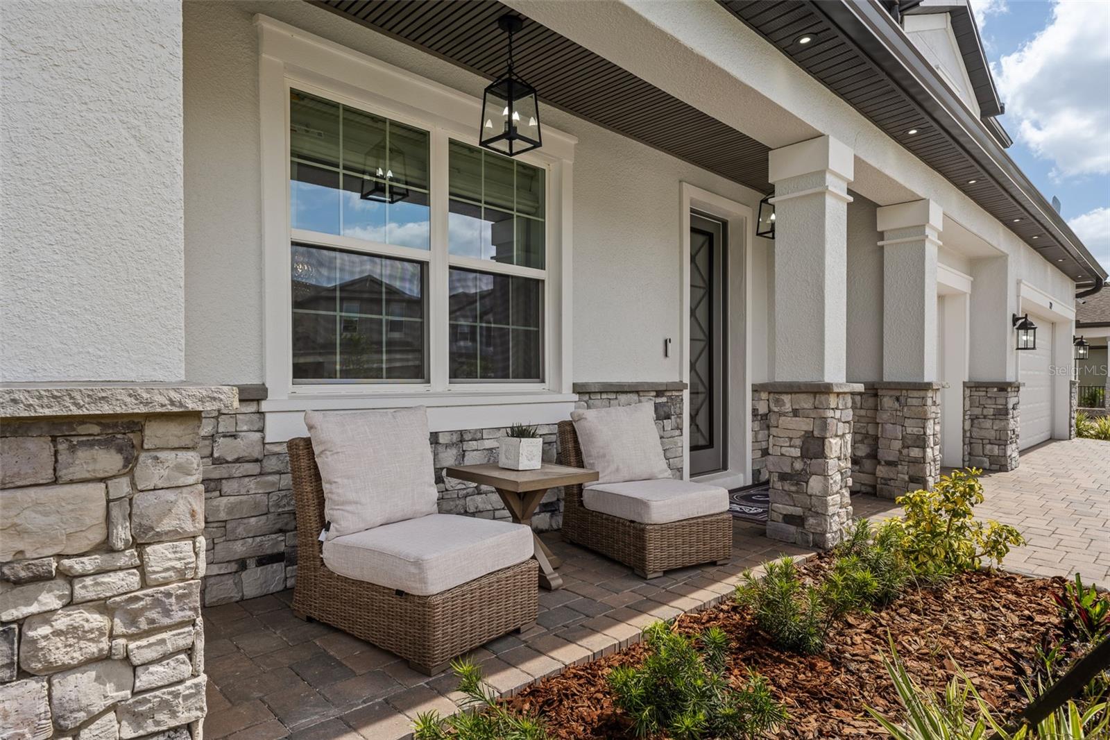 7819 NOTCHED PINE BEND