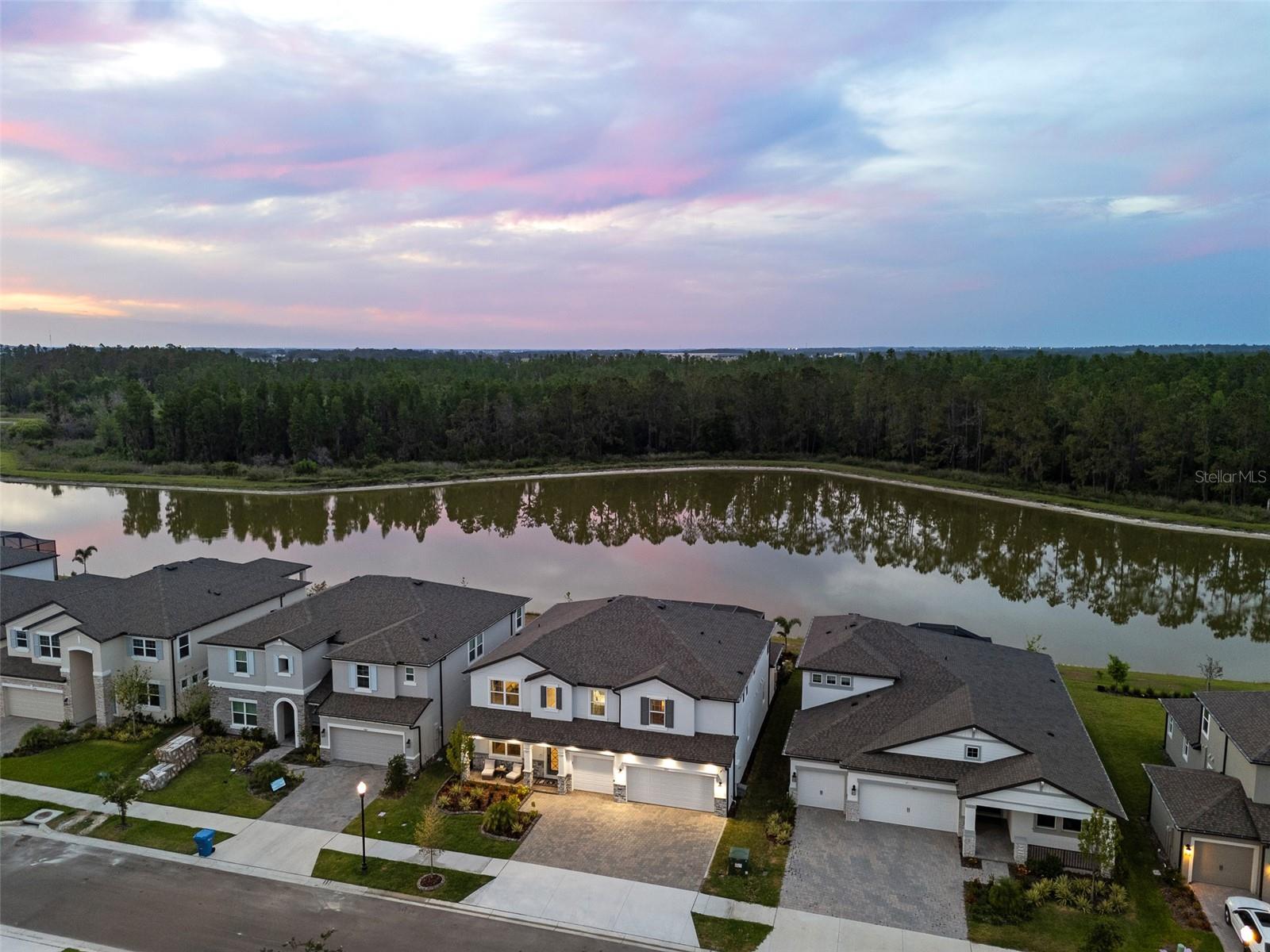 7819 NOTCHED PINE BEND