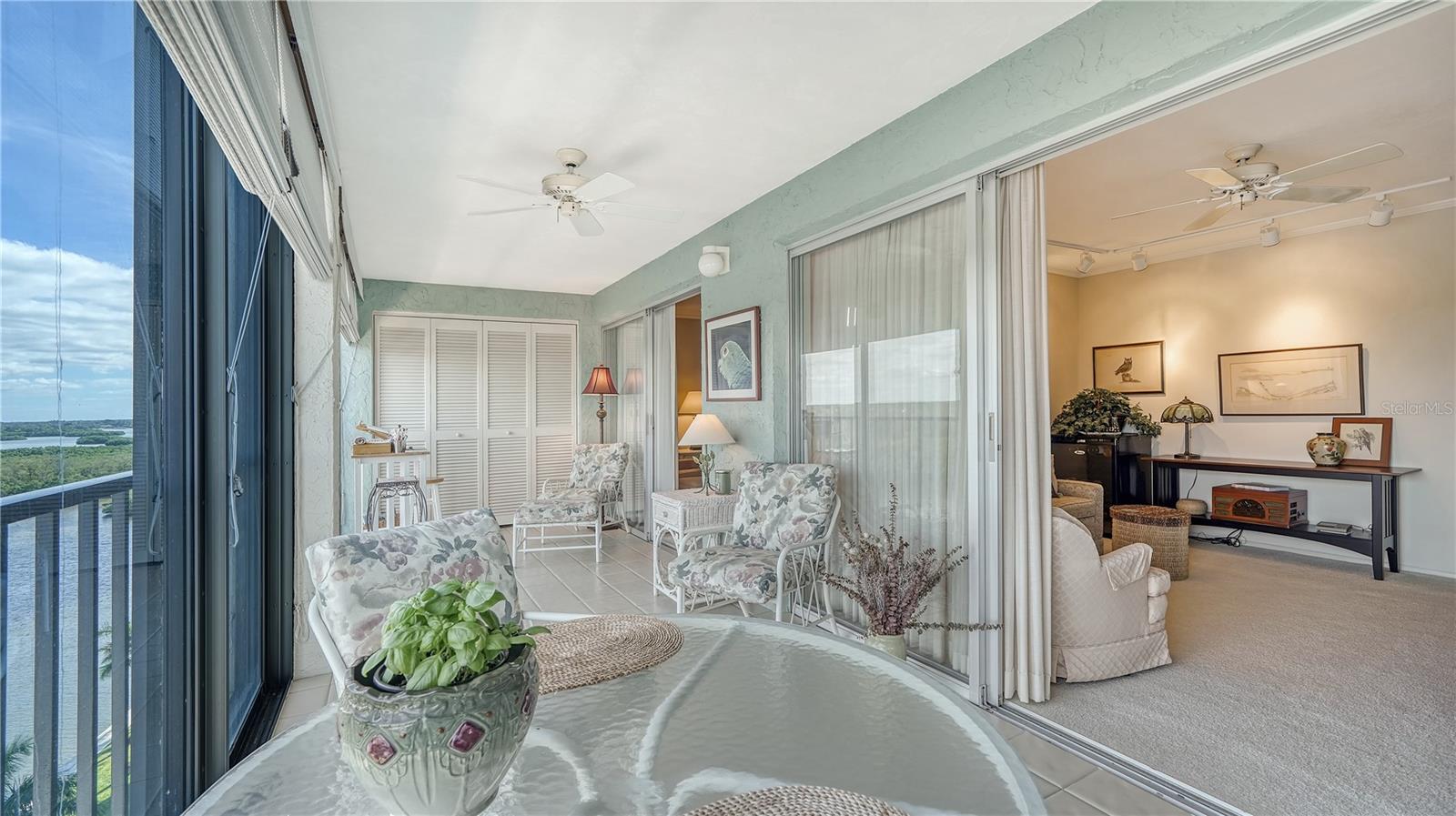 POINTE ON MIDNIGHT PASS - Residential