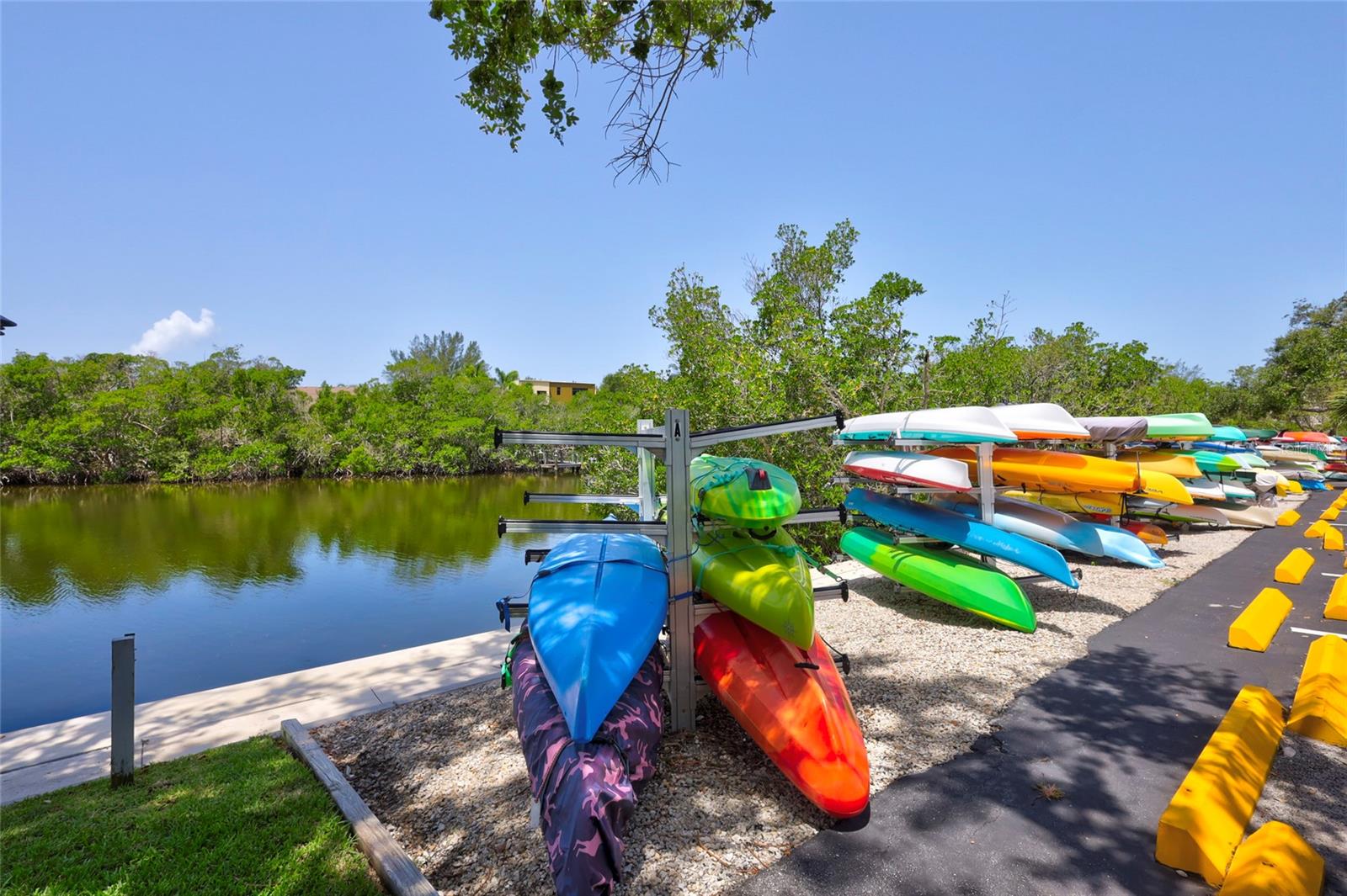 POINTE ON MIDNIGHT PASS - Residential
