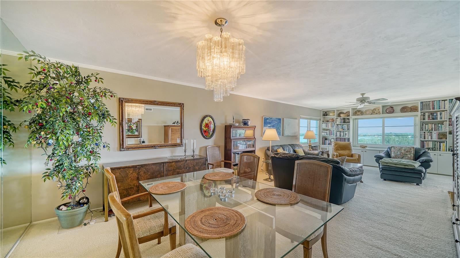 POINTE ON MIDNIGHT PASS - Residential