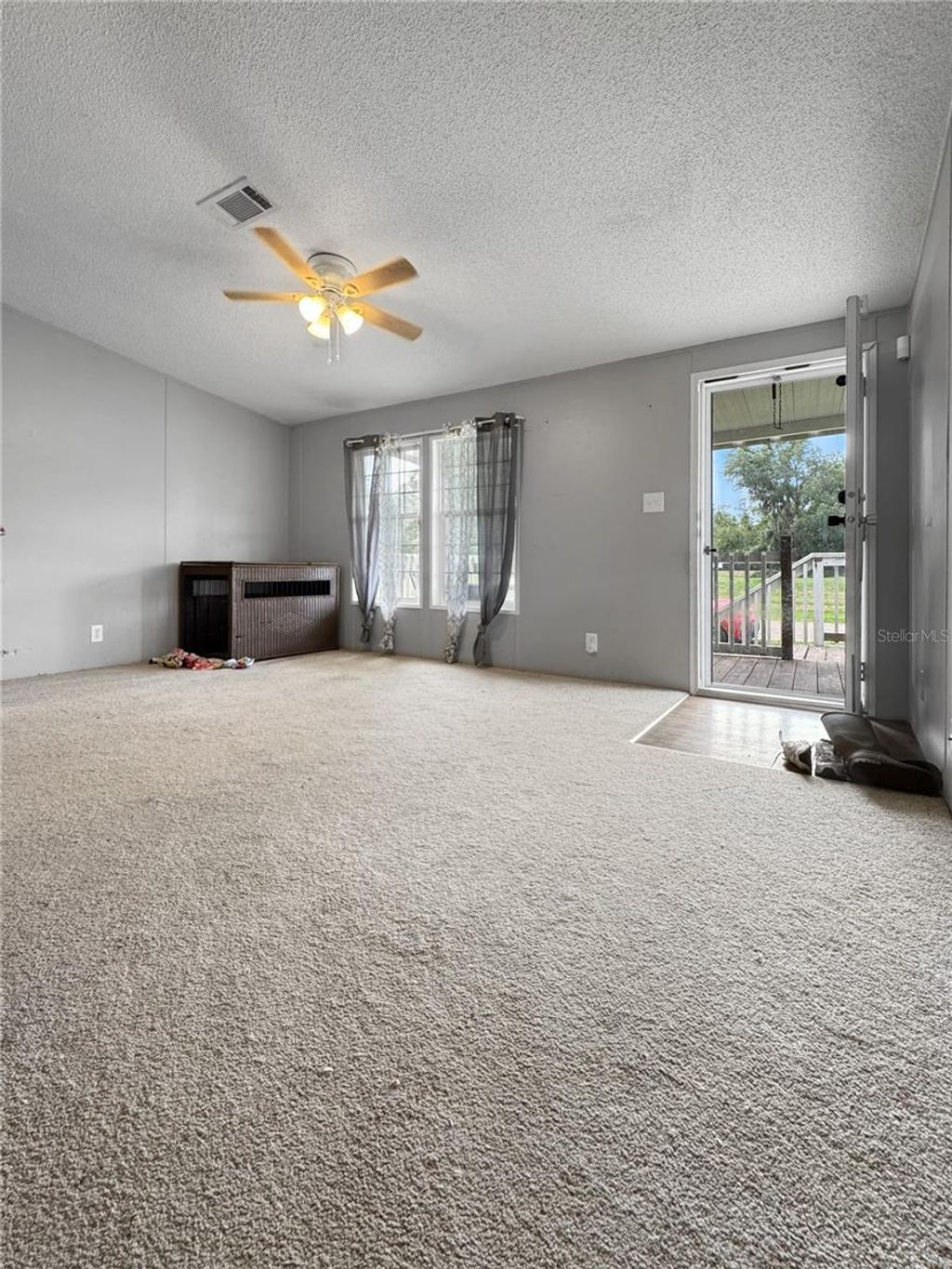 Photo of 1113 Big Oak Drive, Lake Wales, FL 33898 (MLS # S5128463)