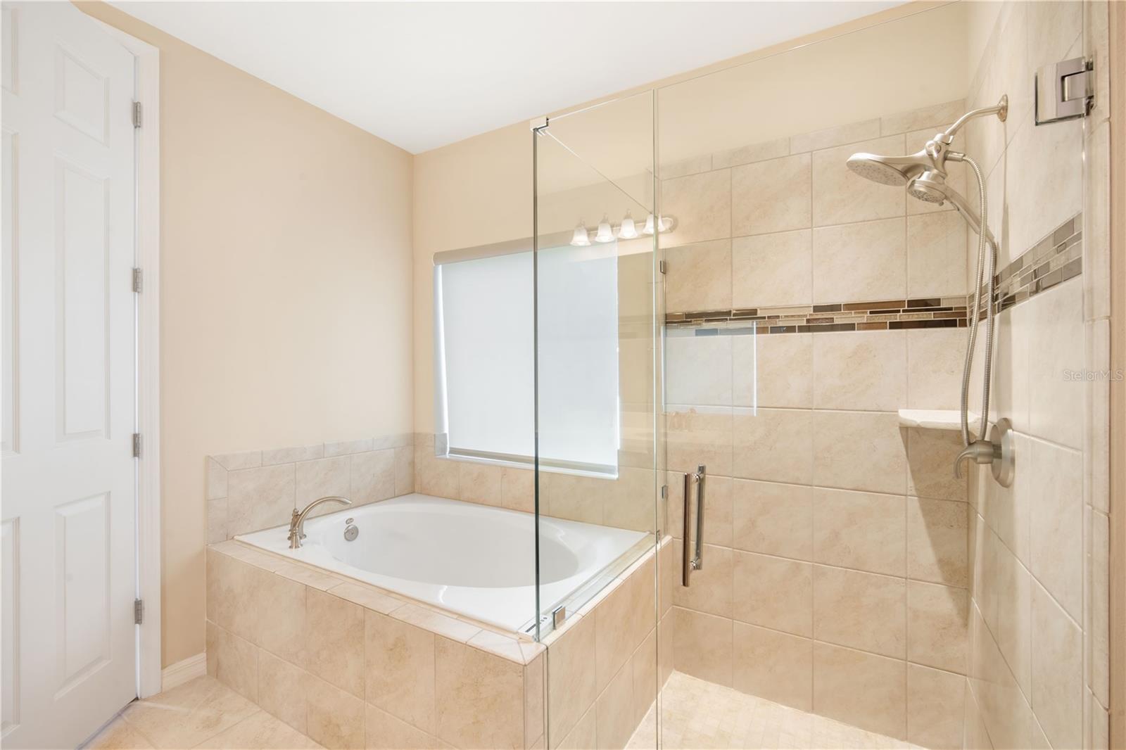 RESERVE/PRADERA PH 1A - Residential Lease