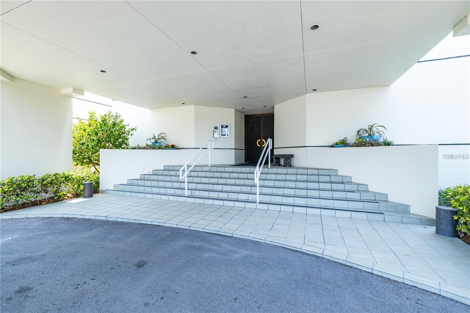 PELICAN BAY YACHT CLUB CONDO BLDG A - Residential