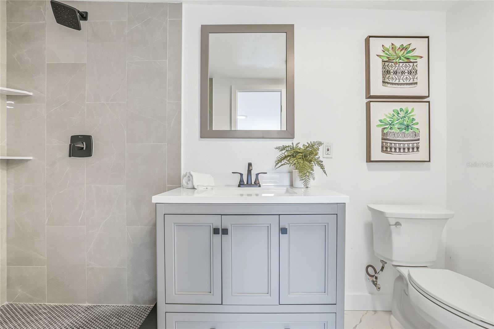 SNELL SHORES MANOR - Residential