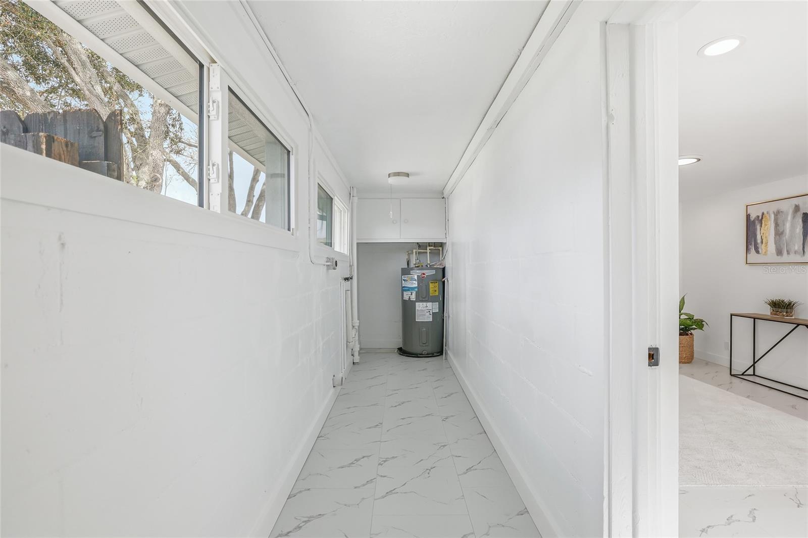 SNELL SHORES MANOR - Residential