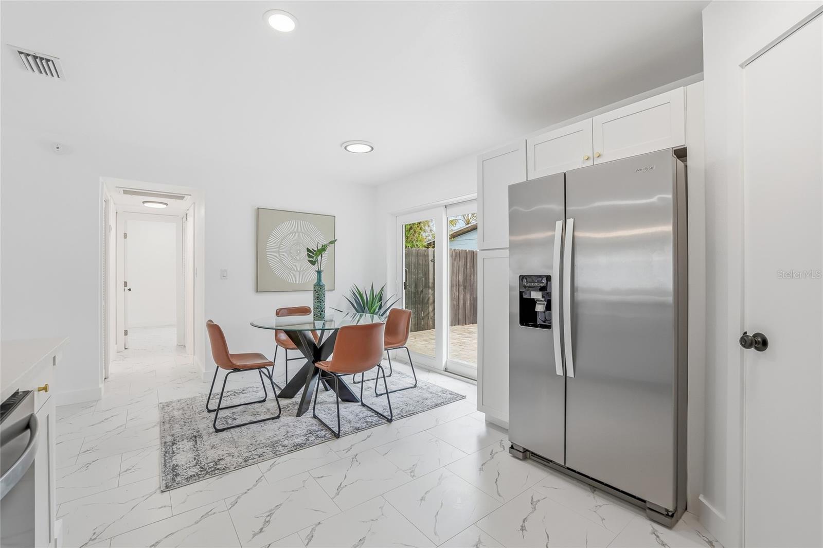 SNELL SHORES MANOR - Residential