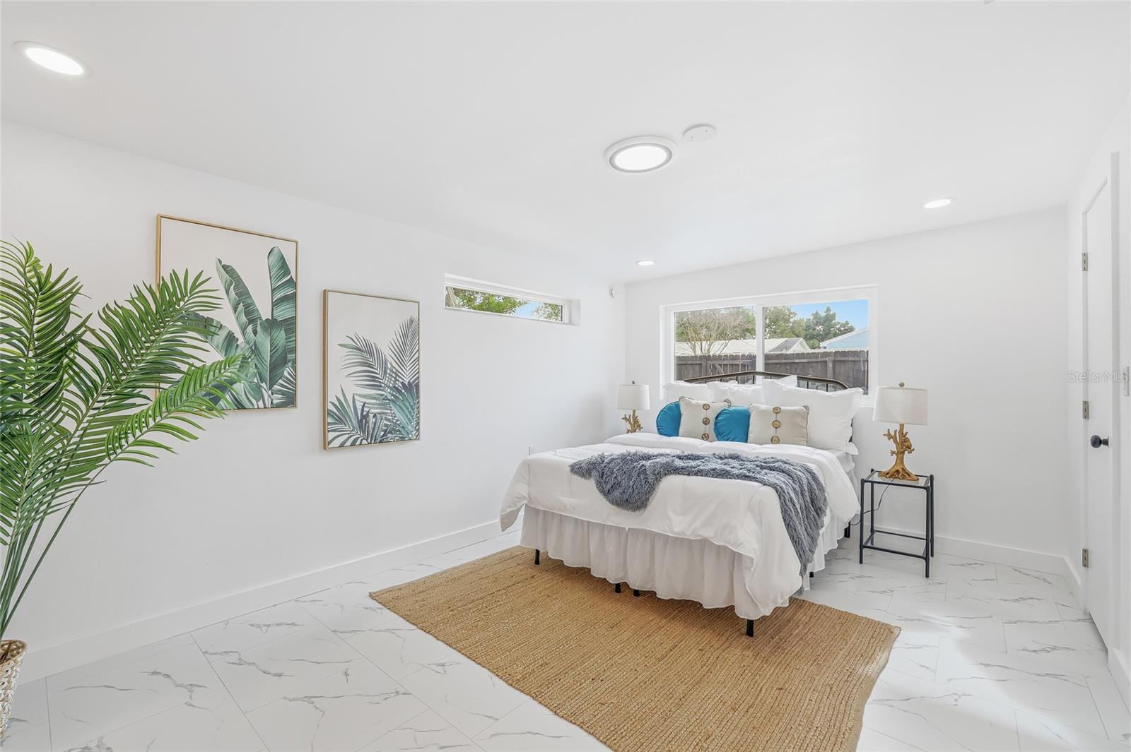 SNELL SHORES MANOR - Residential