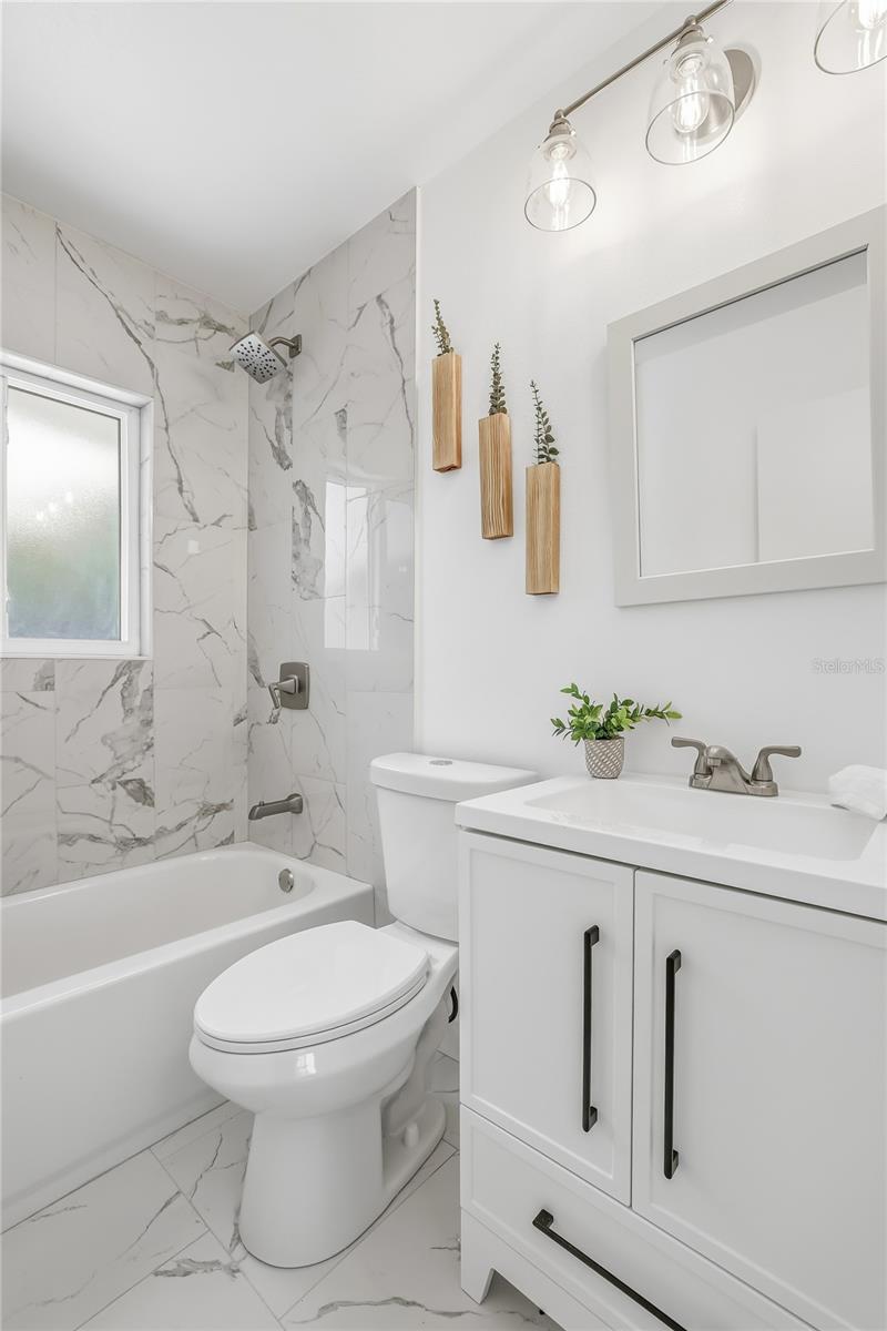 SNELL SHORES MANOR - Residential