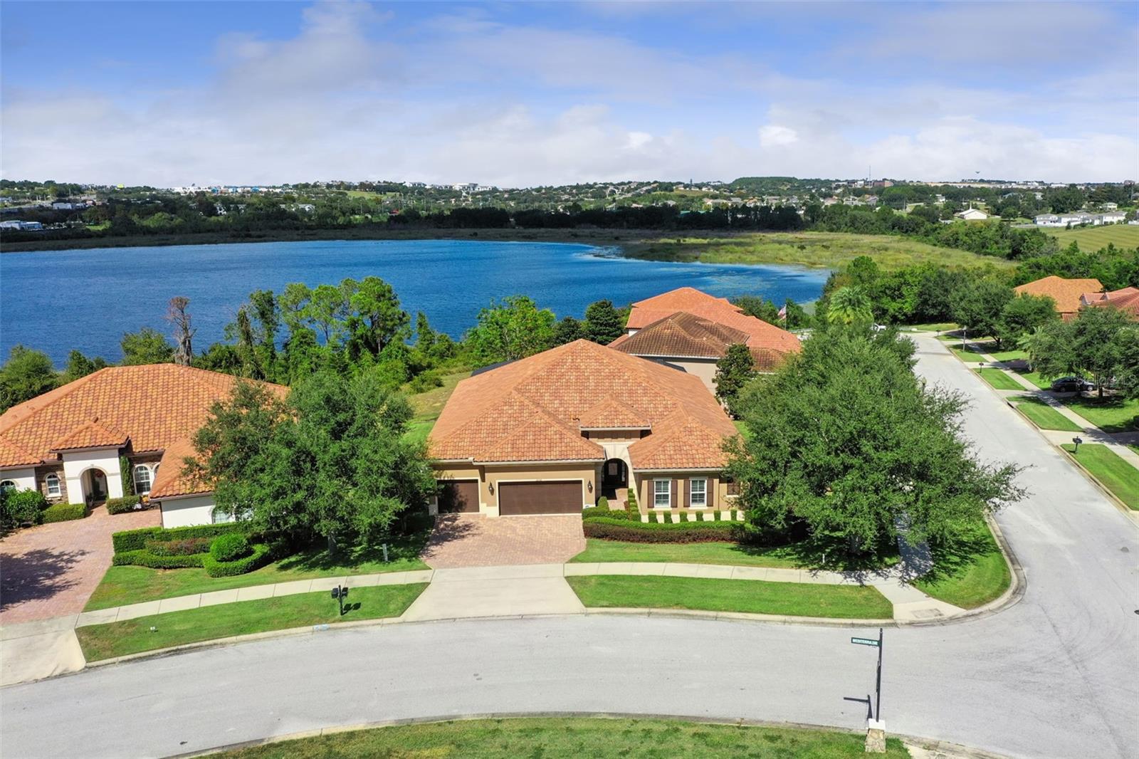 BELLA LAGO - Residential