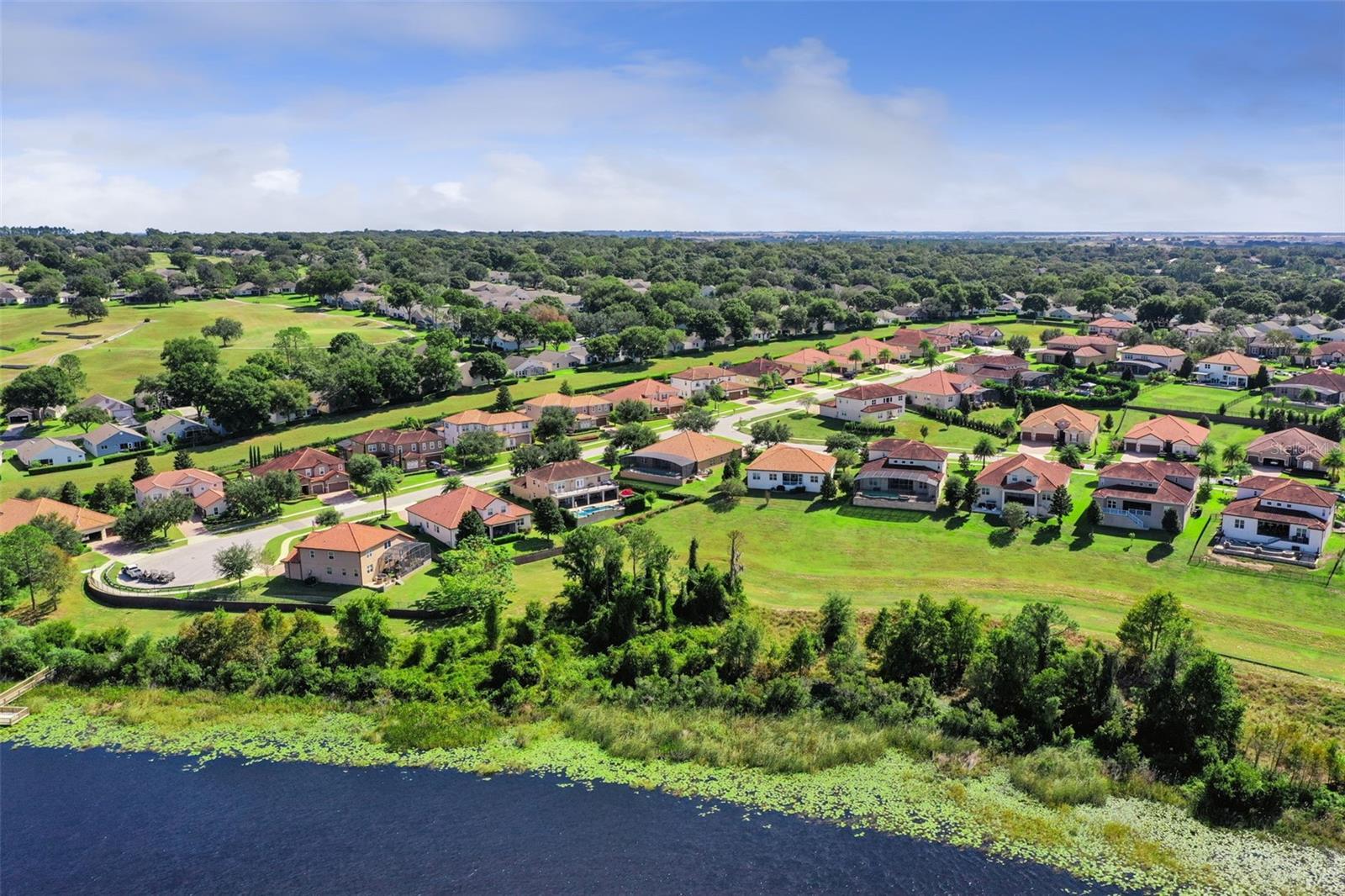 BELLA LAGO - Residential