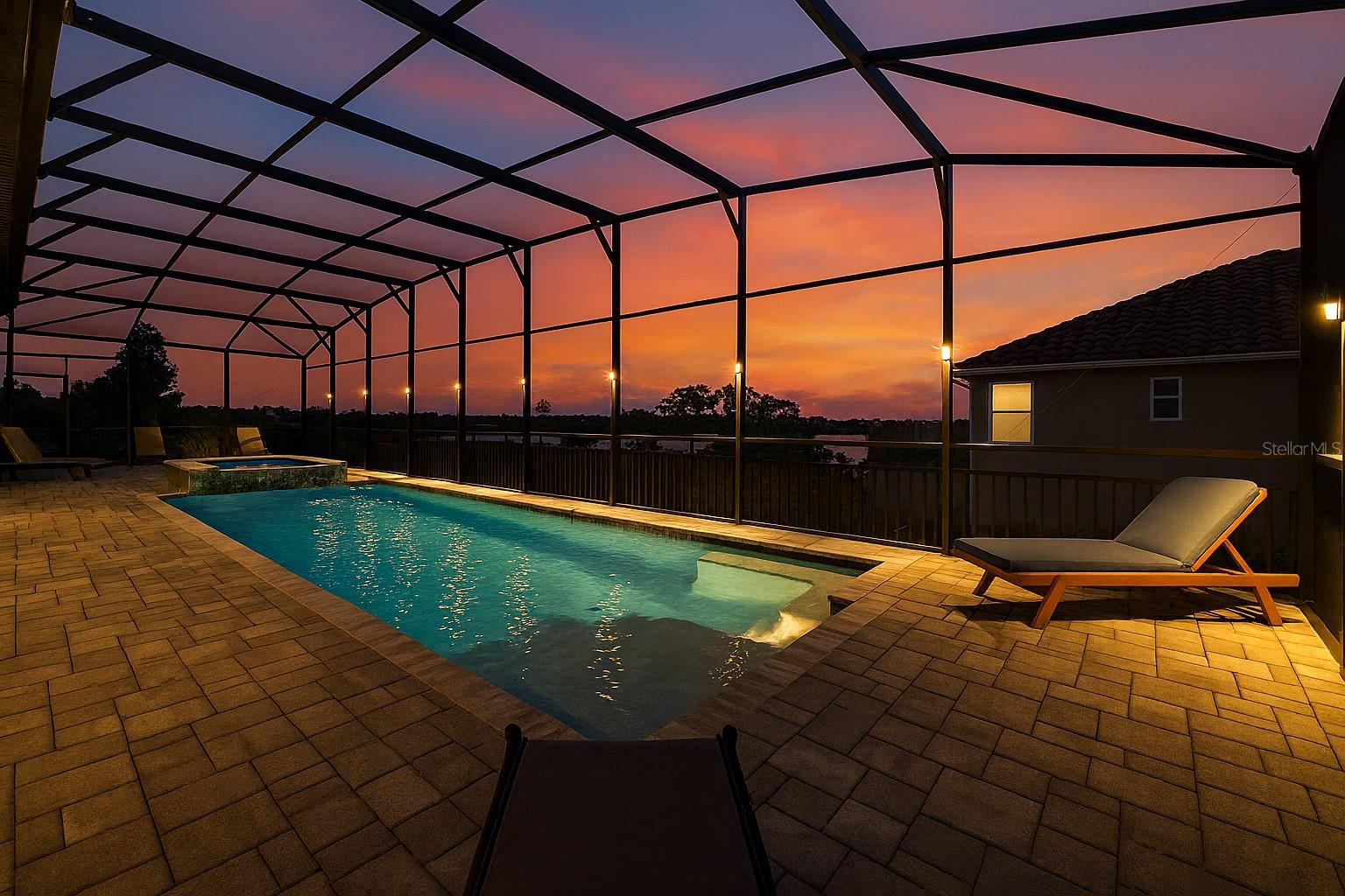 BELLA LAGO - Residential