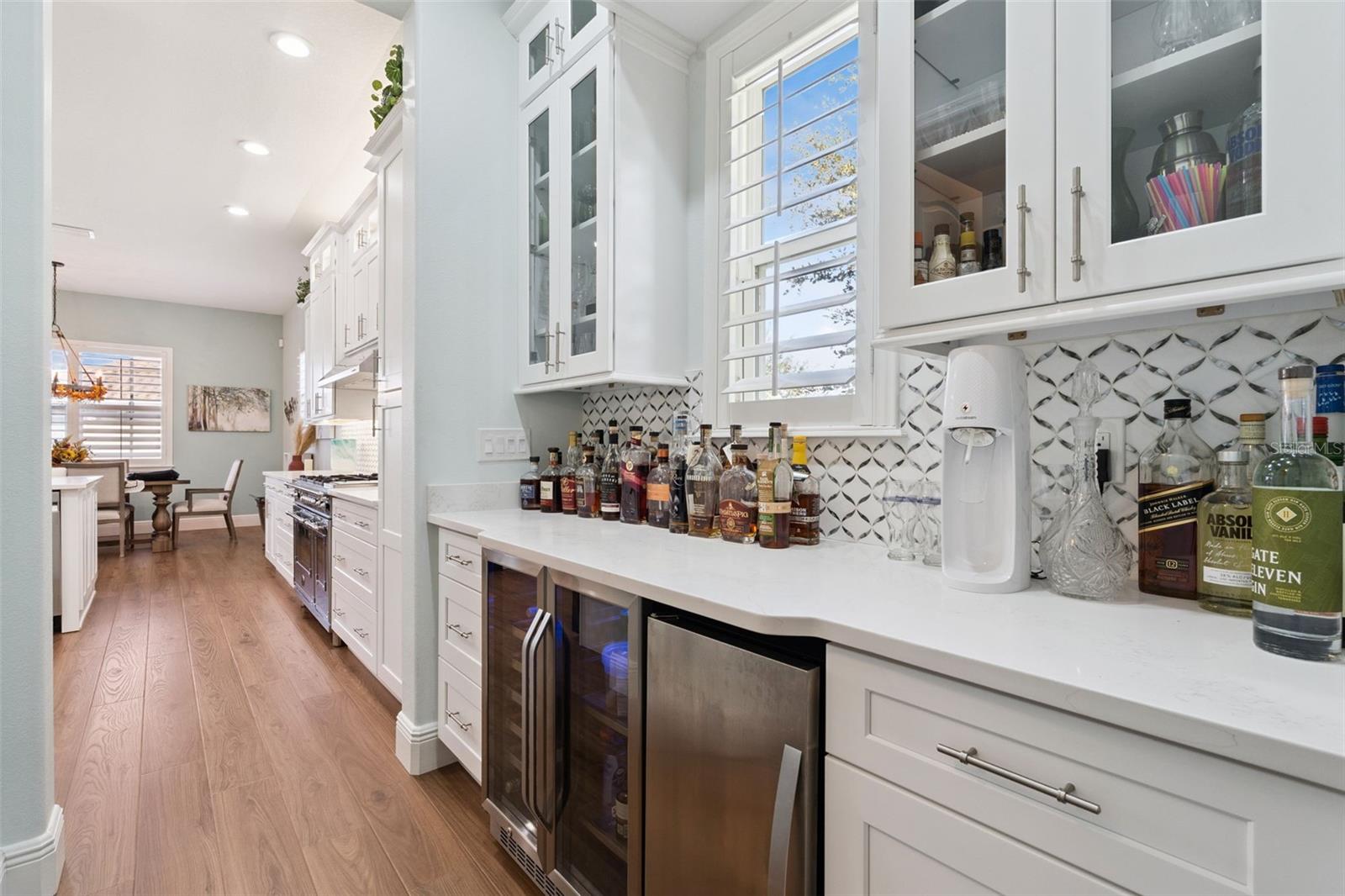 BELLA LAGO - Residential