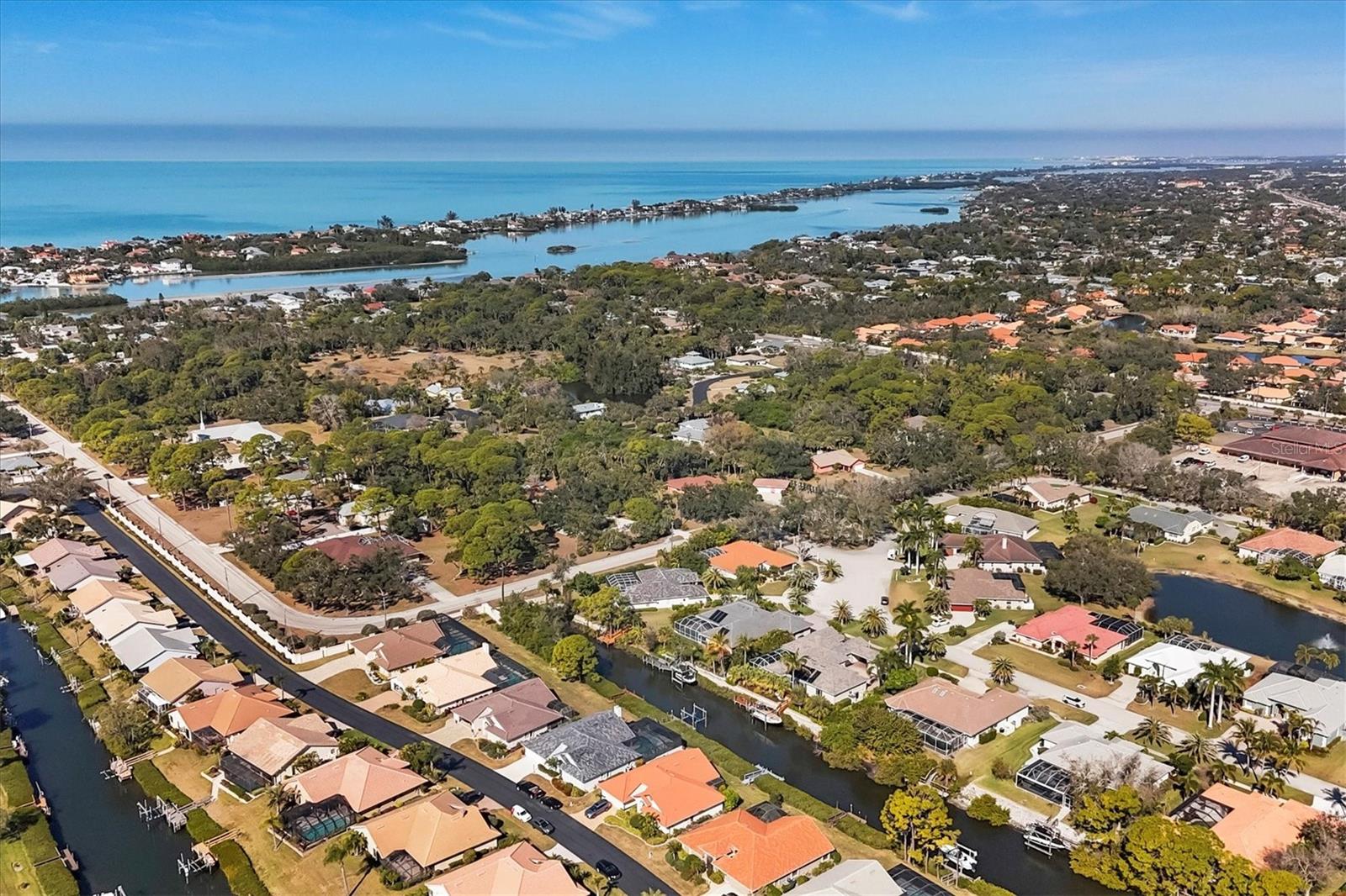 SHORE OAKS - Residential