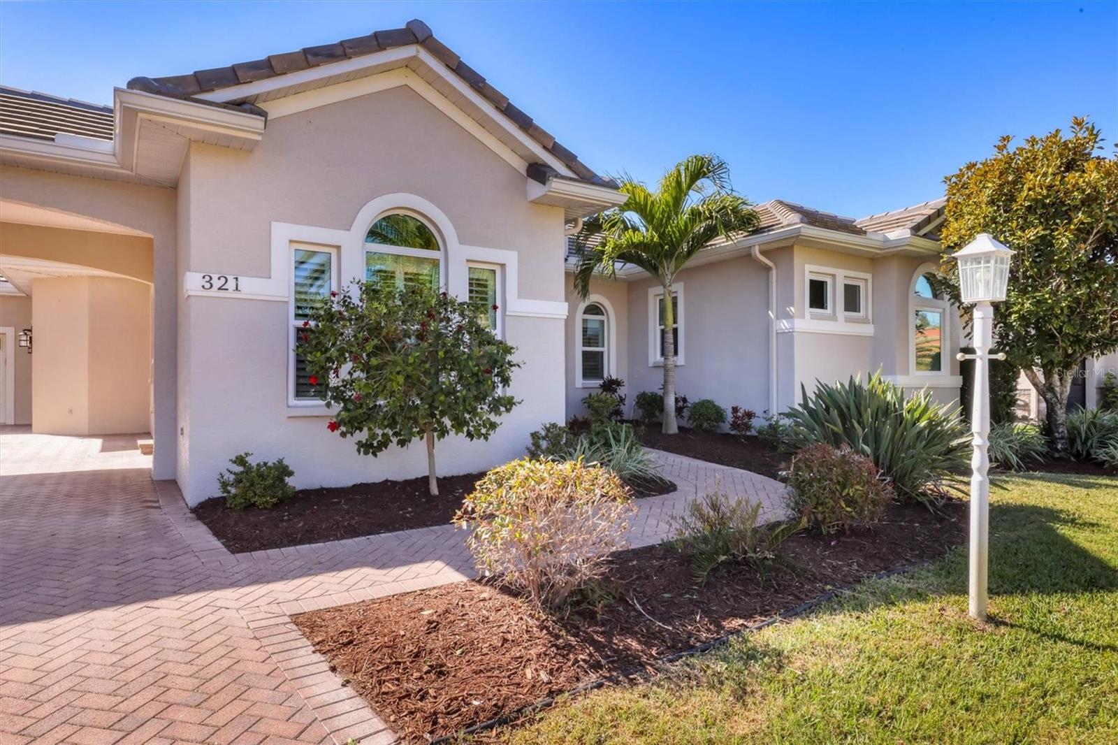 SHORE OAKS - Residential