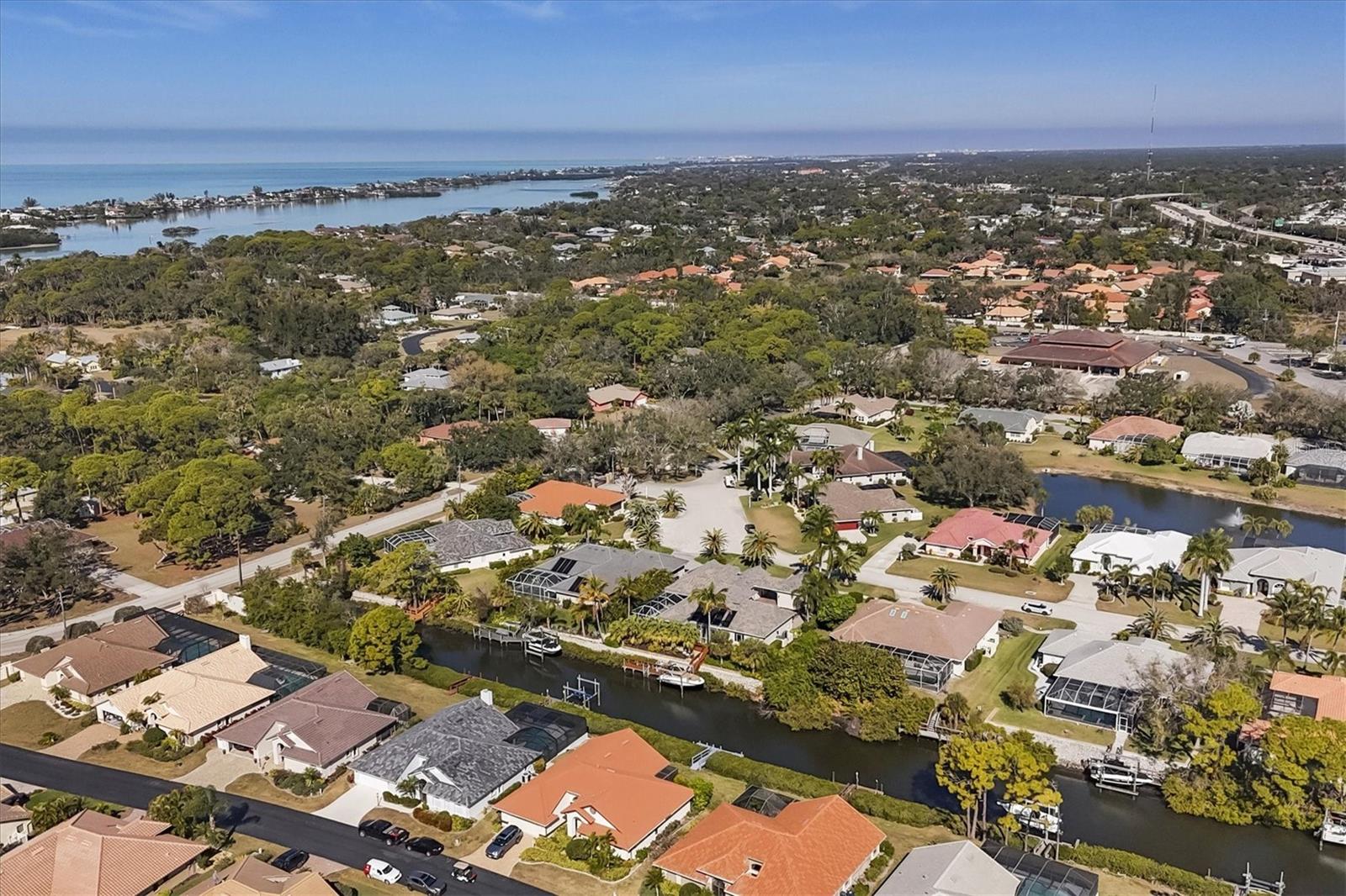 SHORE OAKS - Residential