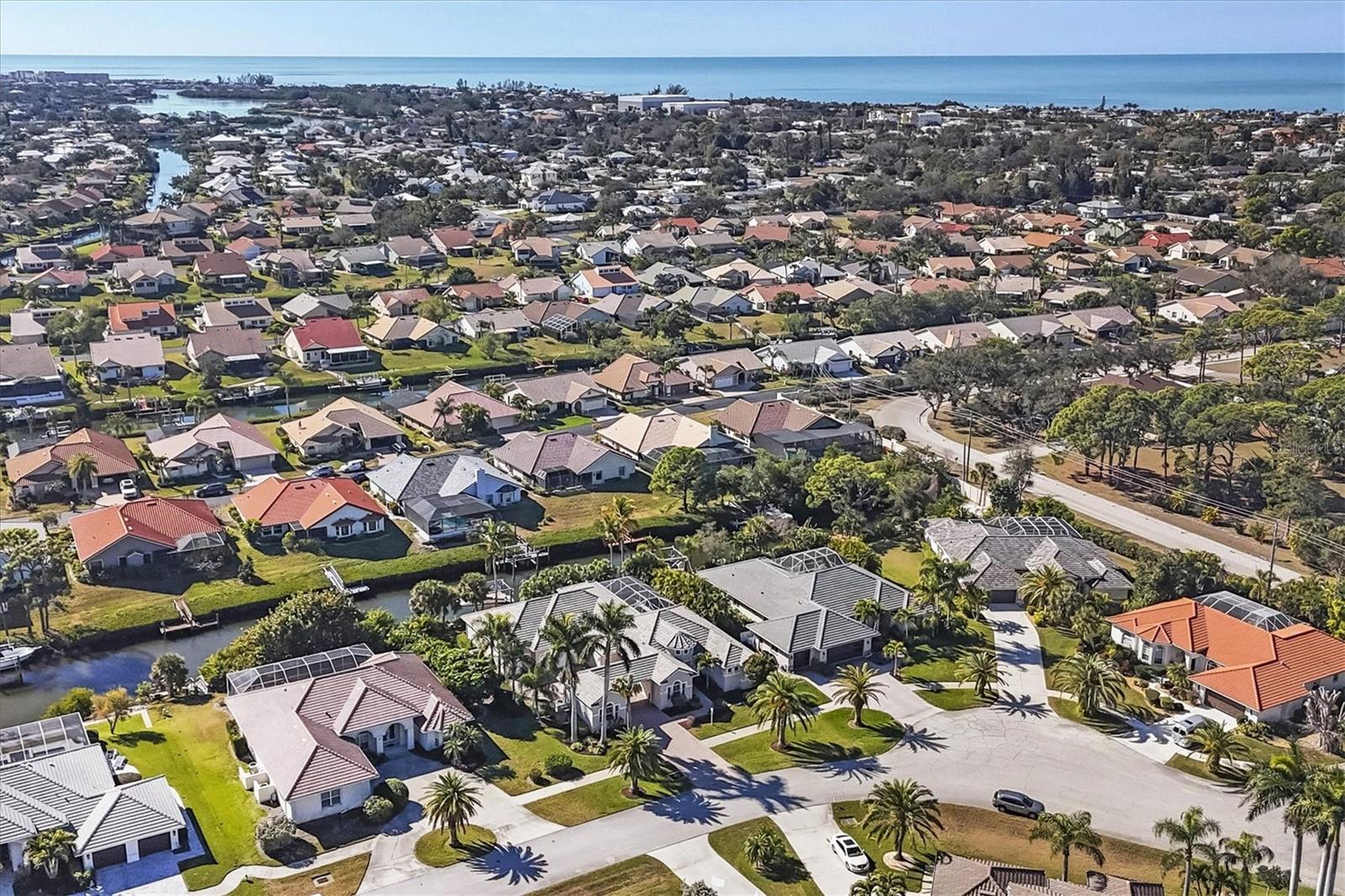 SHORE OAKS - Residential