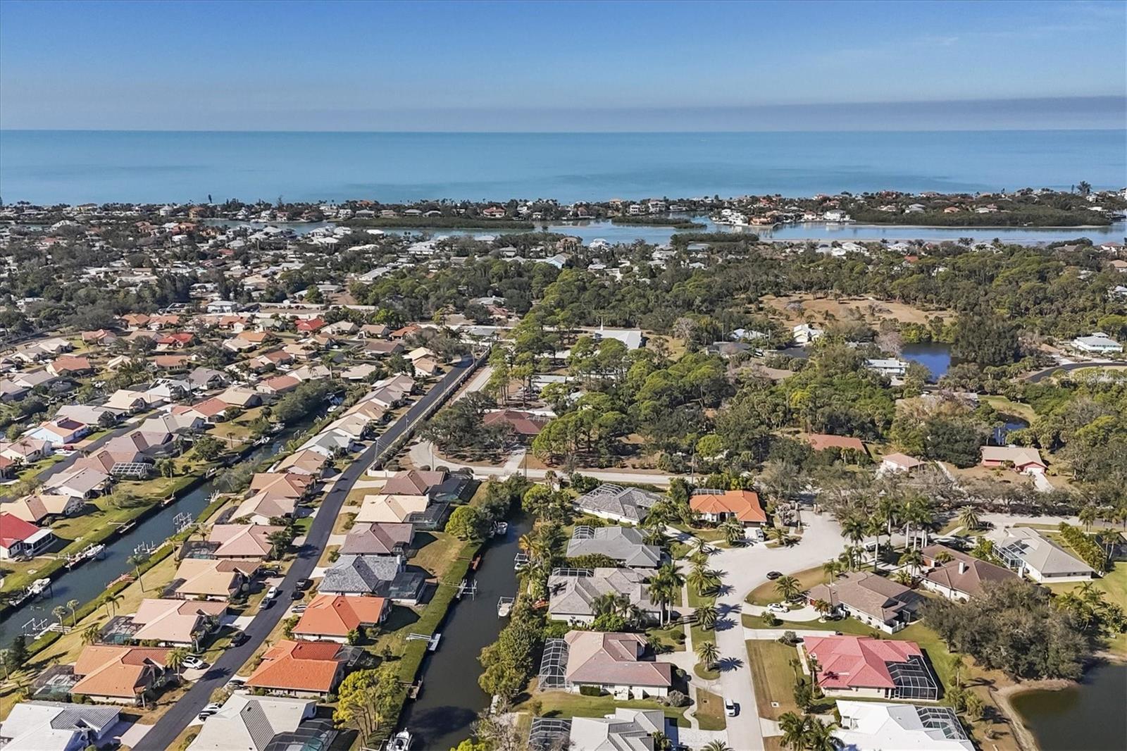 SHORE OAKS - Residential