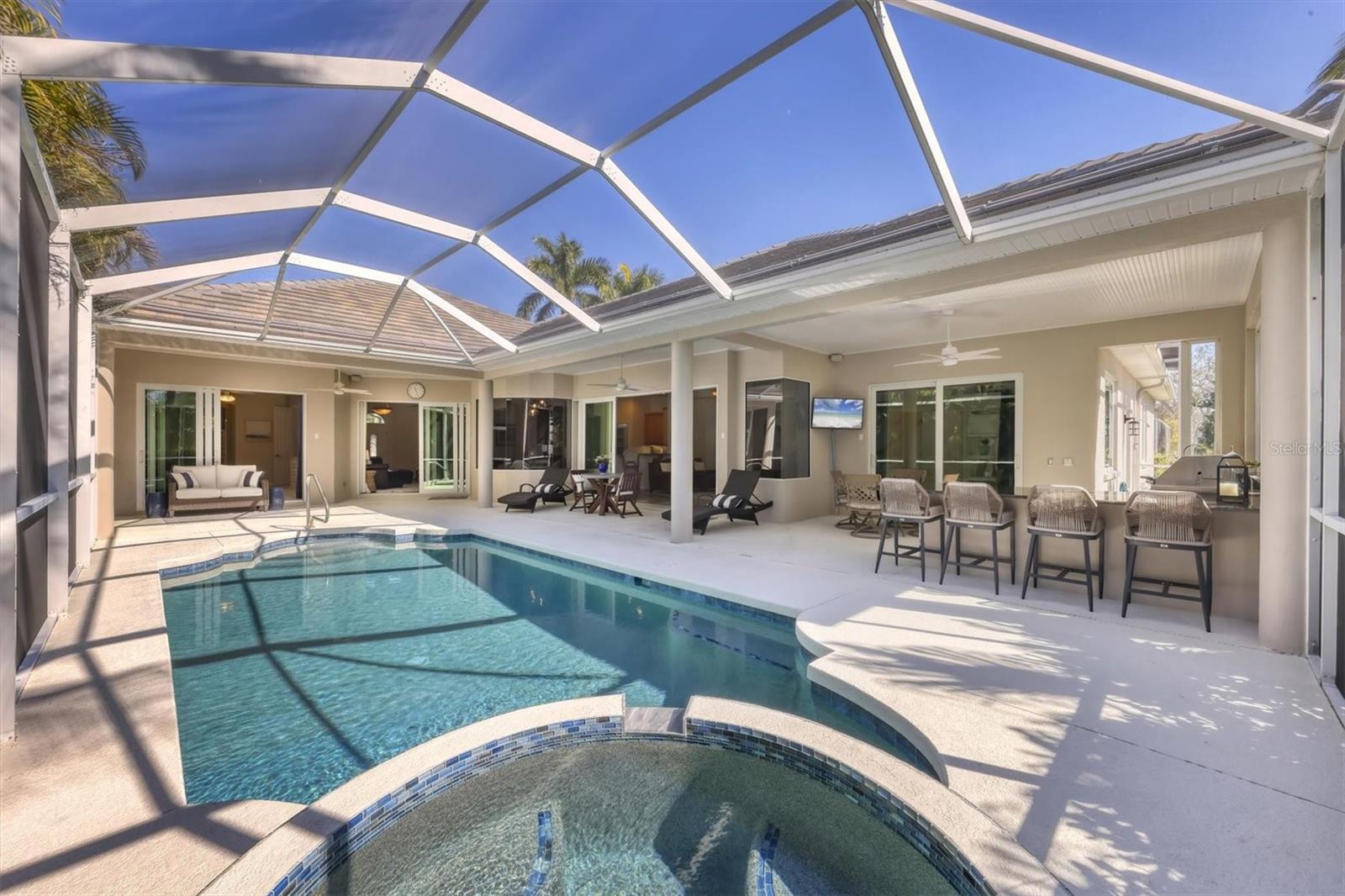 SHORE OAKS - Residential