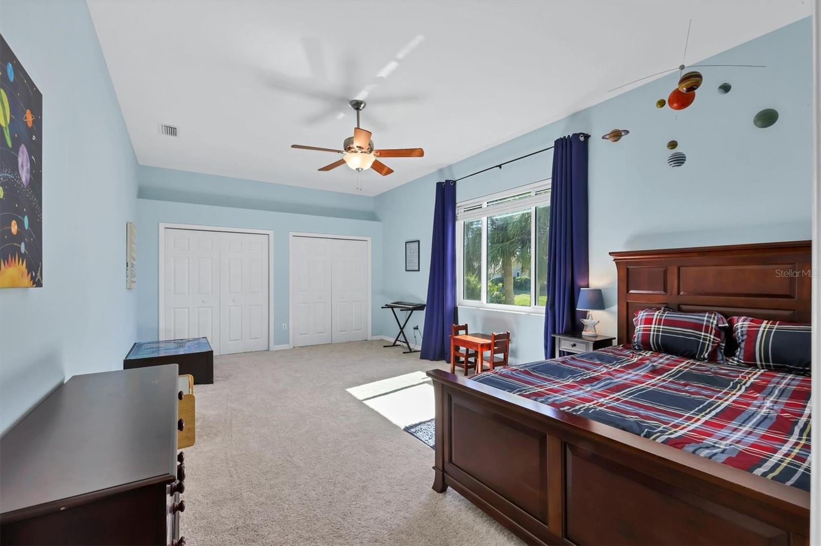 SHORE OAKS - Residential