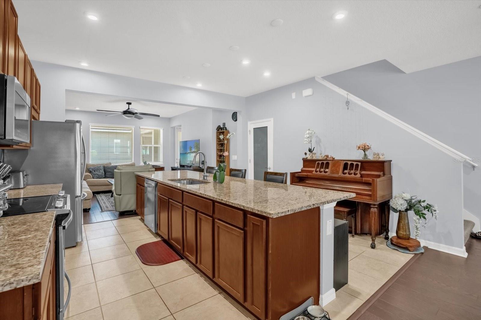 HAWKSMOOR-PH 3 - Residential