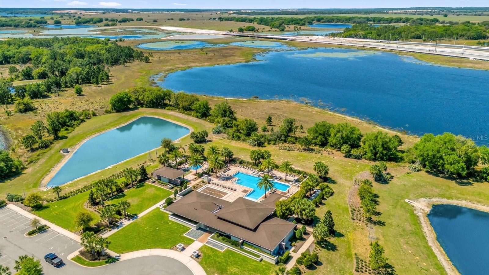 HAWKSMOOR-PH 3 - Residential