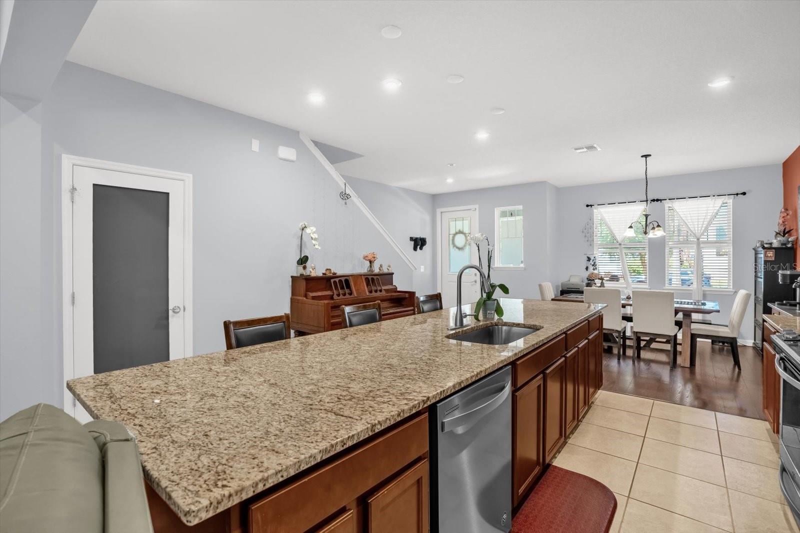 HAWKSMOOR-PH 3 - Residential