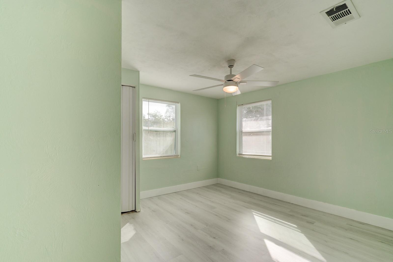 EDGEWATER ACRES UNIT 04 RESUB - Residential