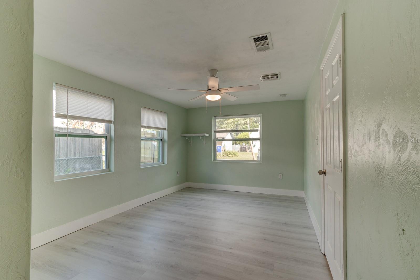 EDGEWATER ACRES UNIT 04 RESUB - Residential