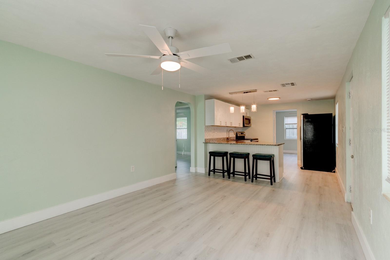 EDGEWATER ACRES UNIT 04 RESUB - Residential