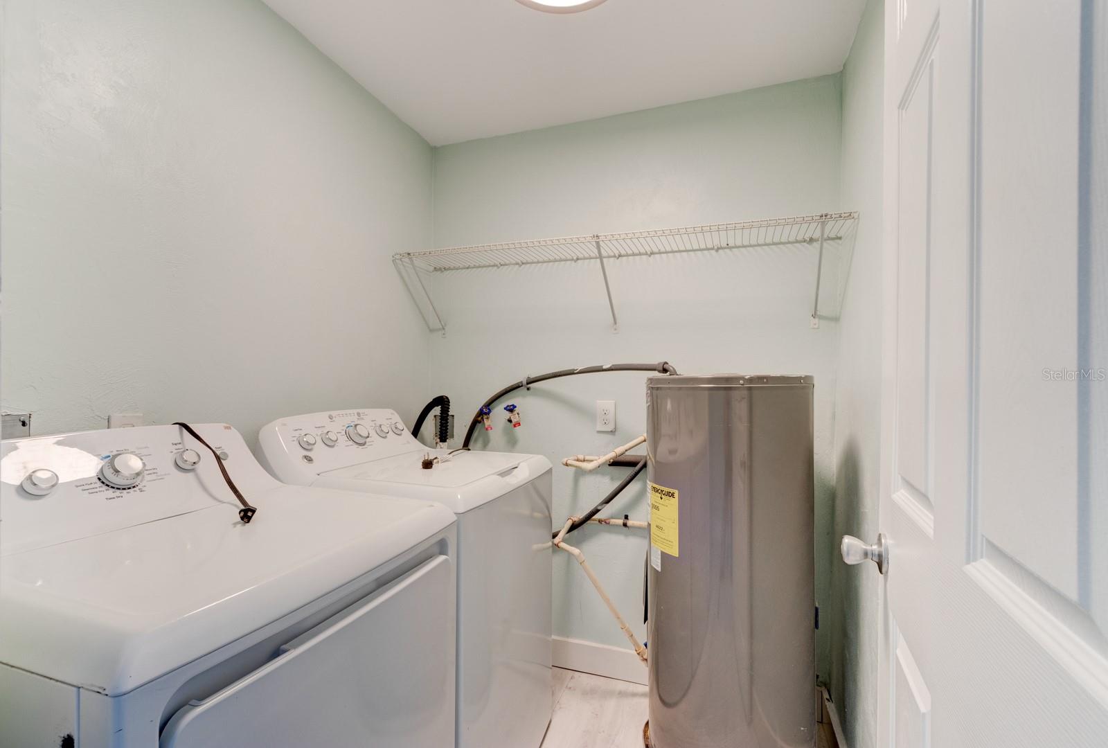 EDGEWATER ACRES UNIT 04 RESUB - Residential
