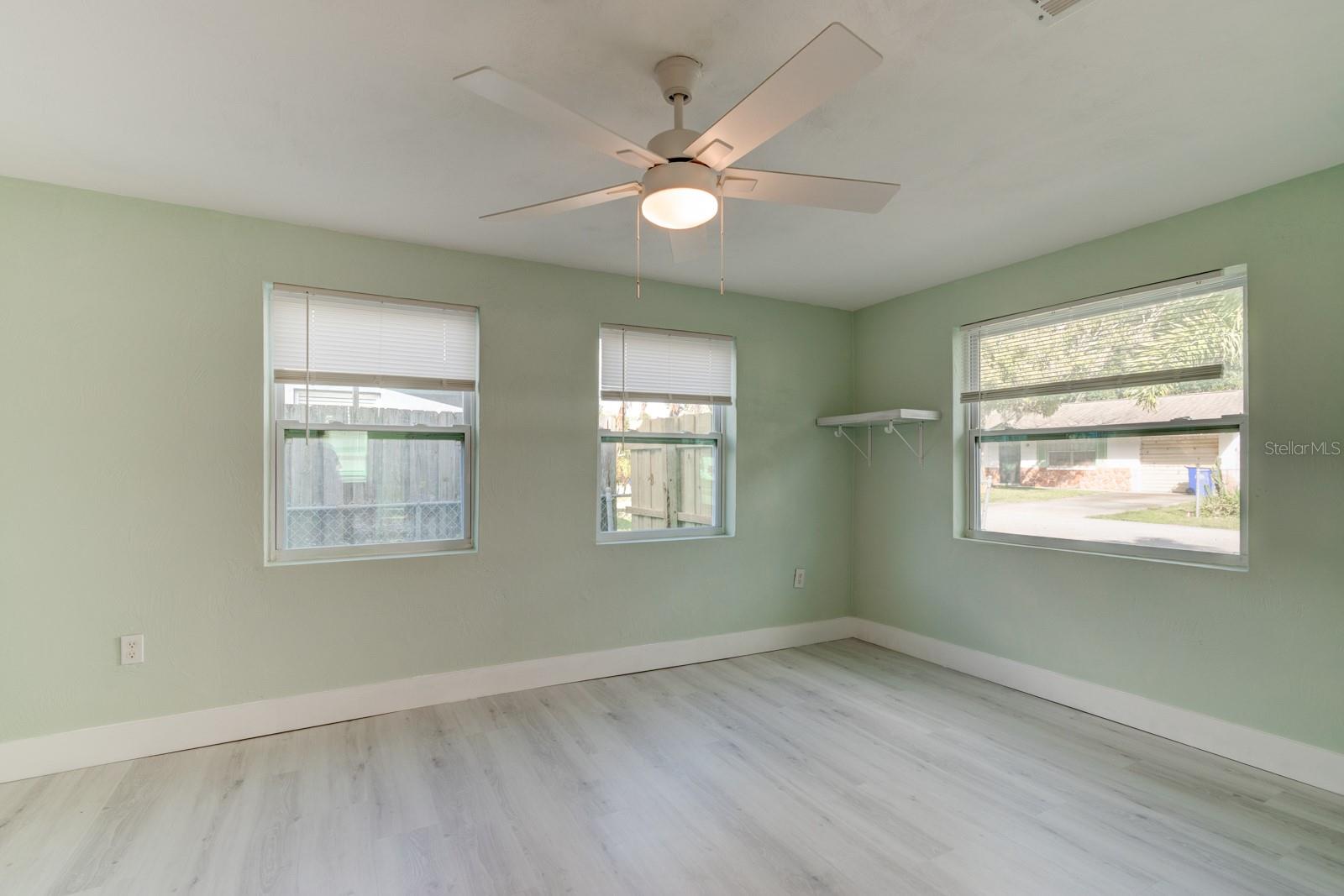EDGEWATER ACRES UNIT 04 RESUB - Residential