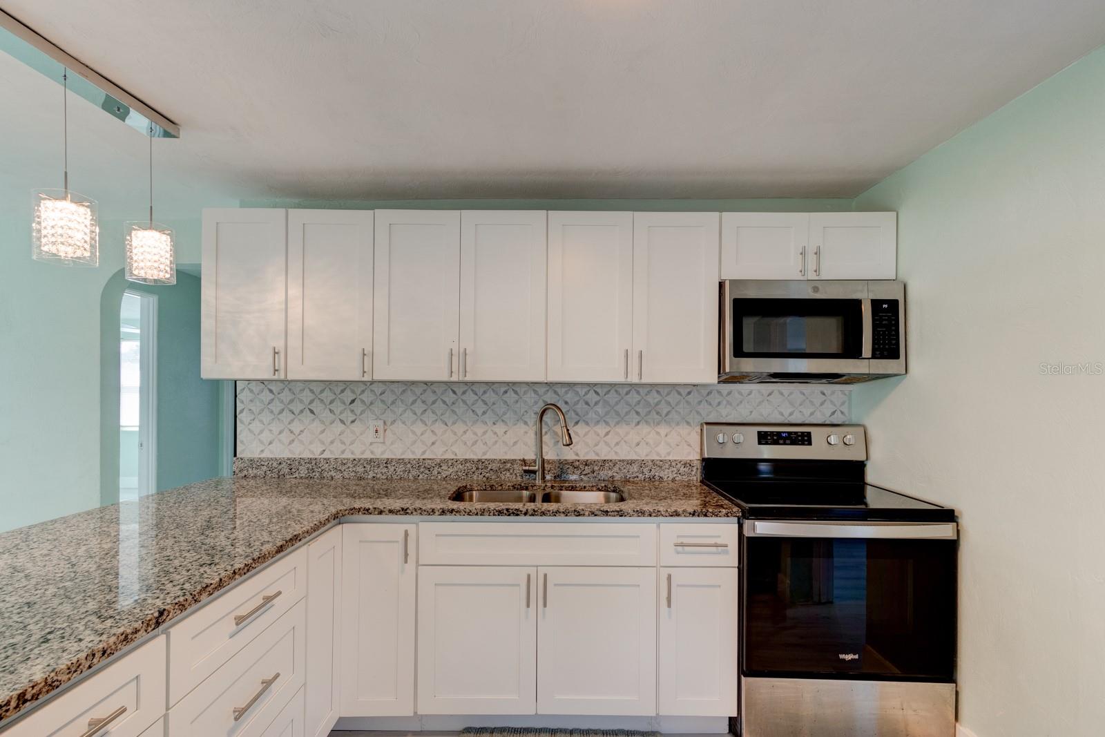 EDGEWATER ACRES UNIT 04 RESUB - Residential