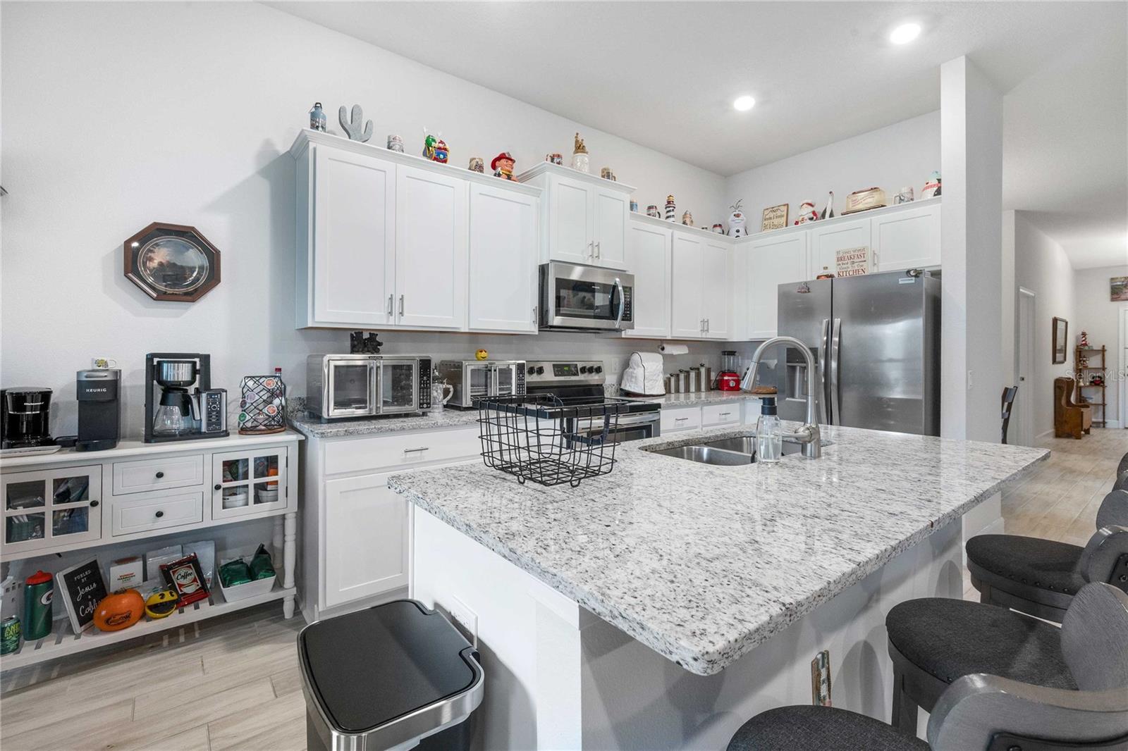 ABBEY GLEN - Residential