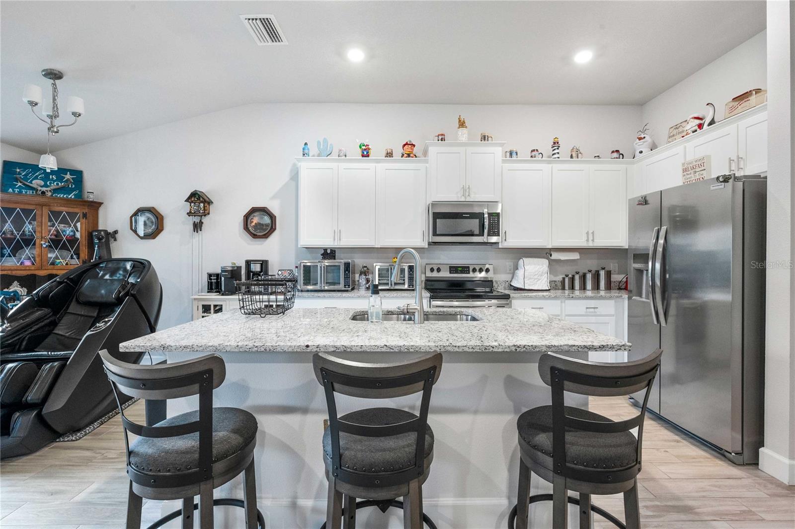 ABBEY GLEN - Residential