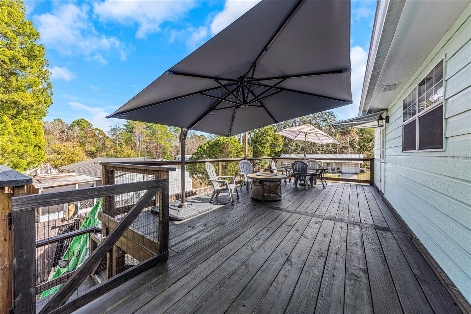 CHASSAHOWITZKA RIVER SHRS UN 1 - Residential