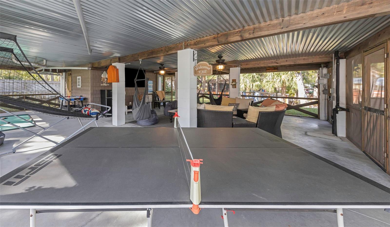 CHASSAHOWITZKA RIVER SHRS UN 1 - Residential