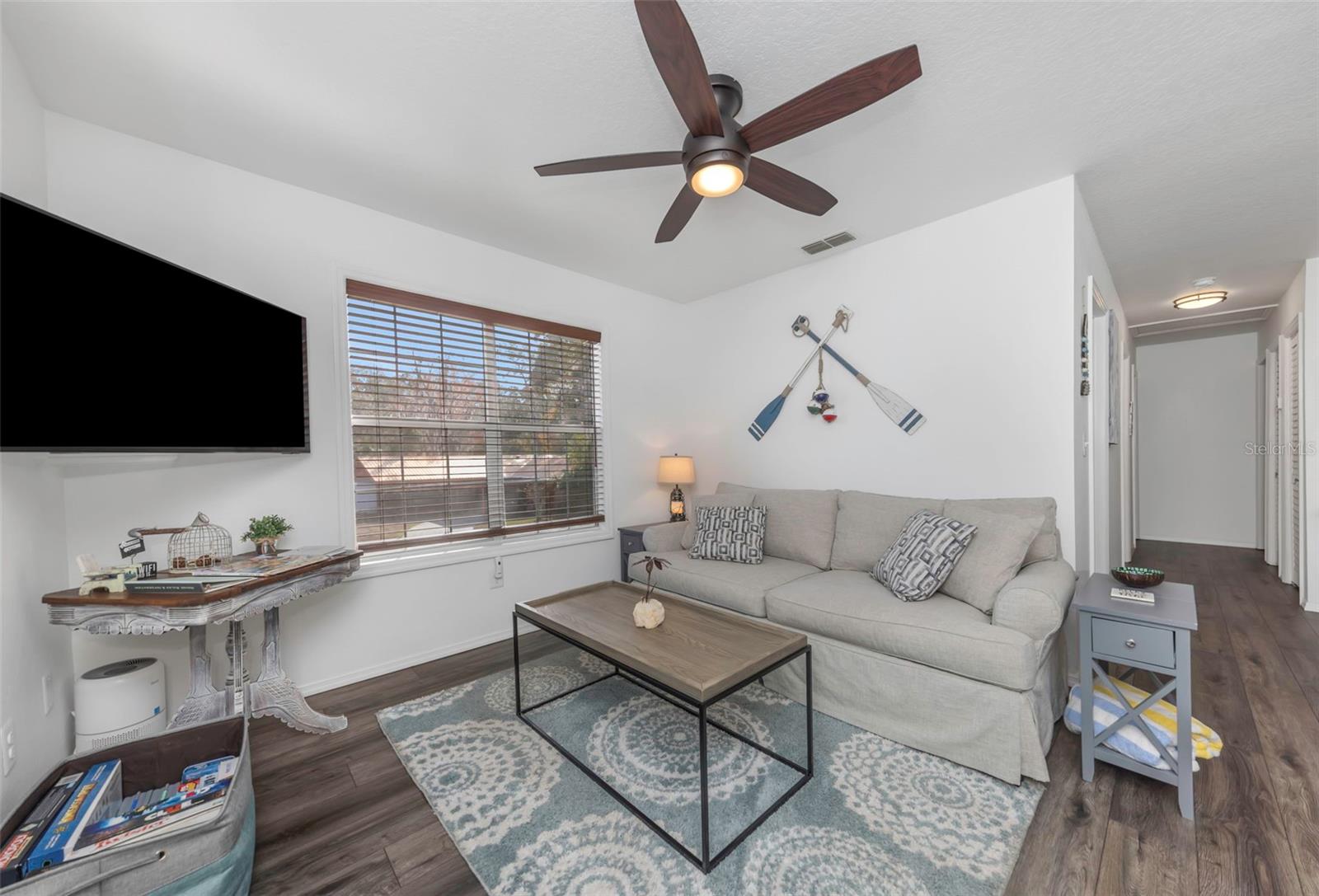 CHASSAHOWITZKA RIVER SHRS UN 1 - Residential