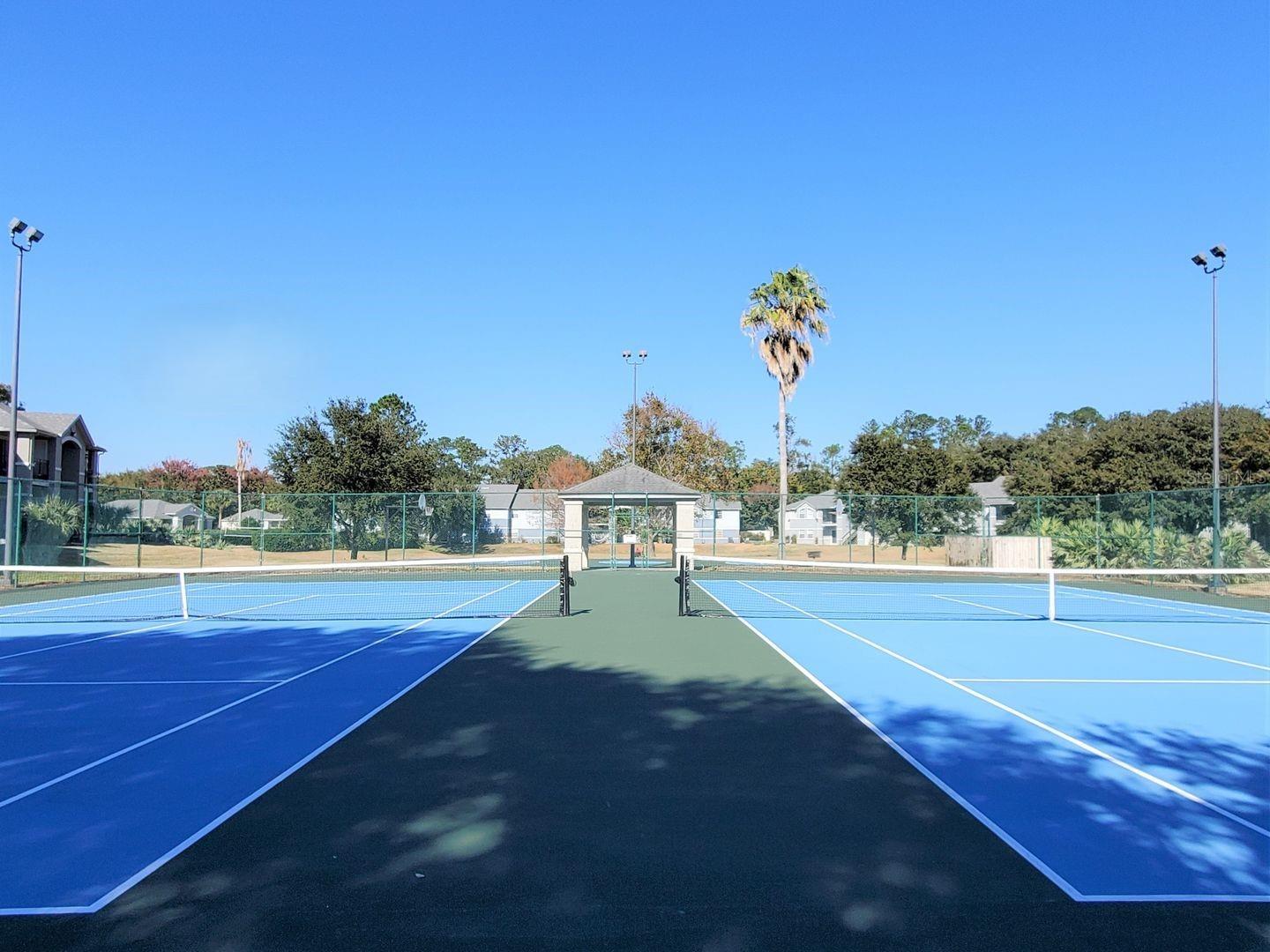 WINDSOR PARK AT GAINESVILLE, A CONDOMUNI - Residential