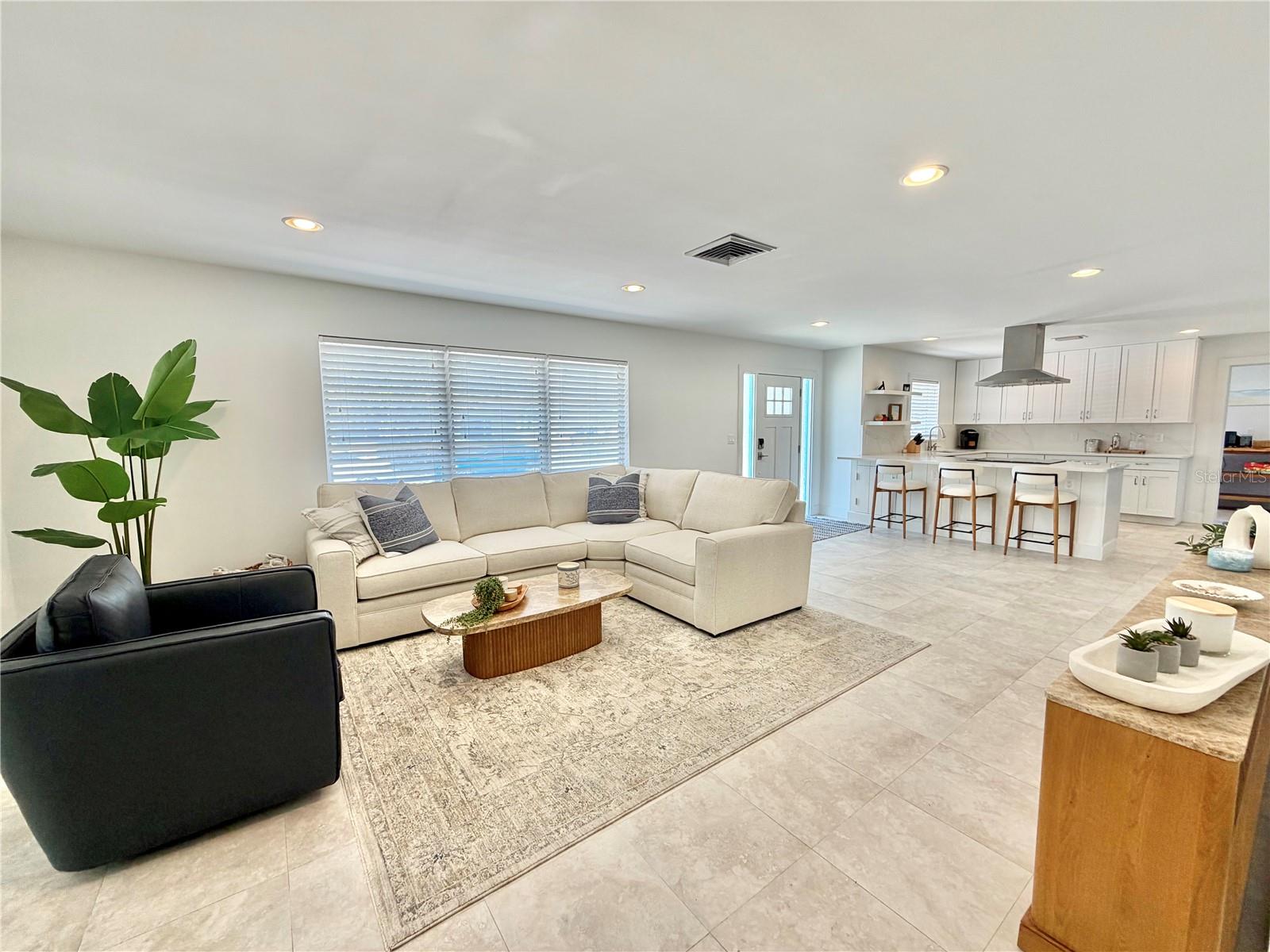 DON CE-SAR PLACE - Residential