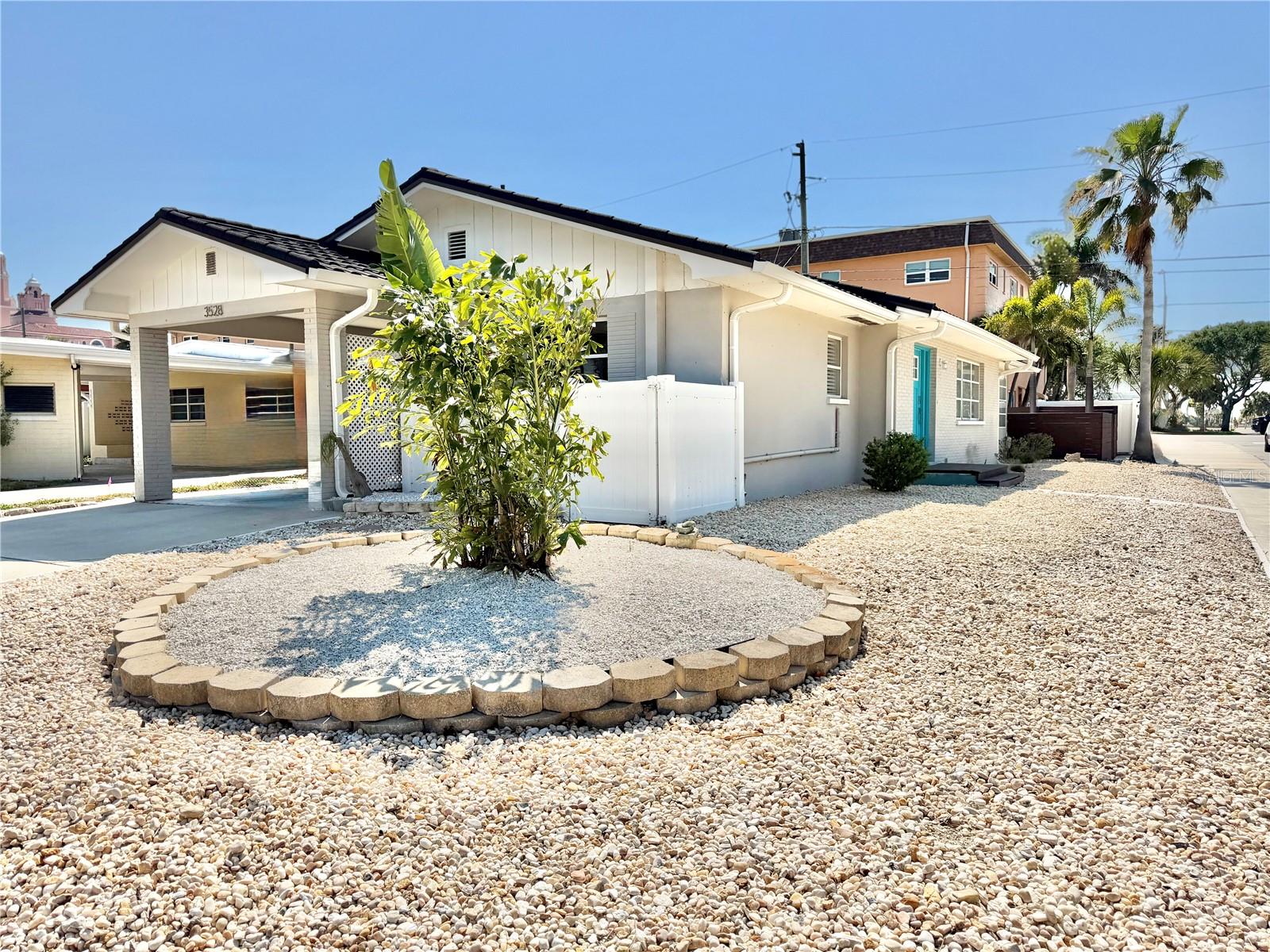 DON CE-SAR PLACE - Residential