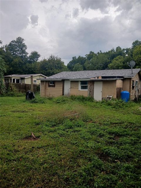 A home in APOPKA