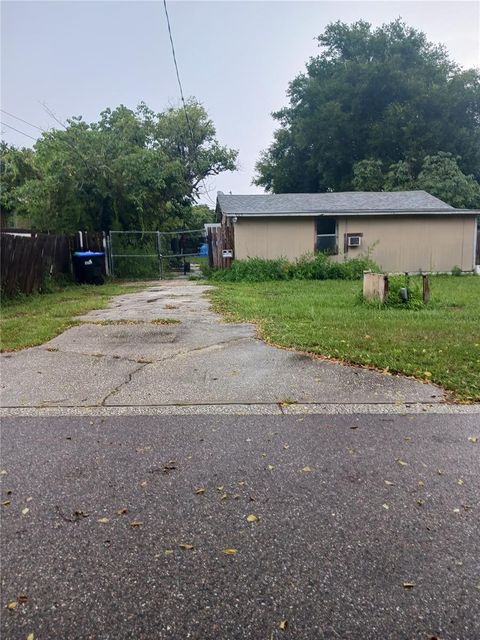 A home in APOPKA