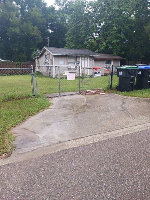 A home in APOPKA