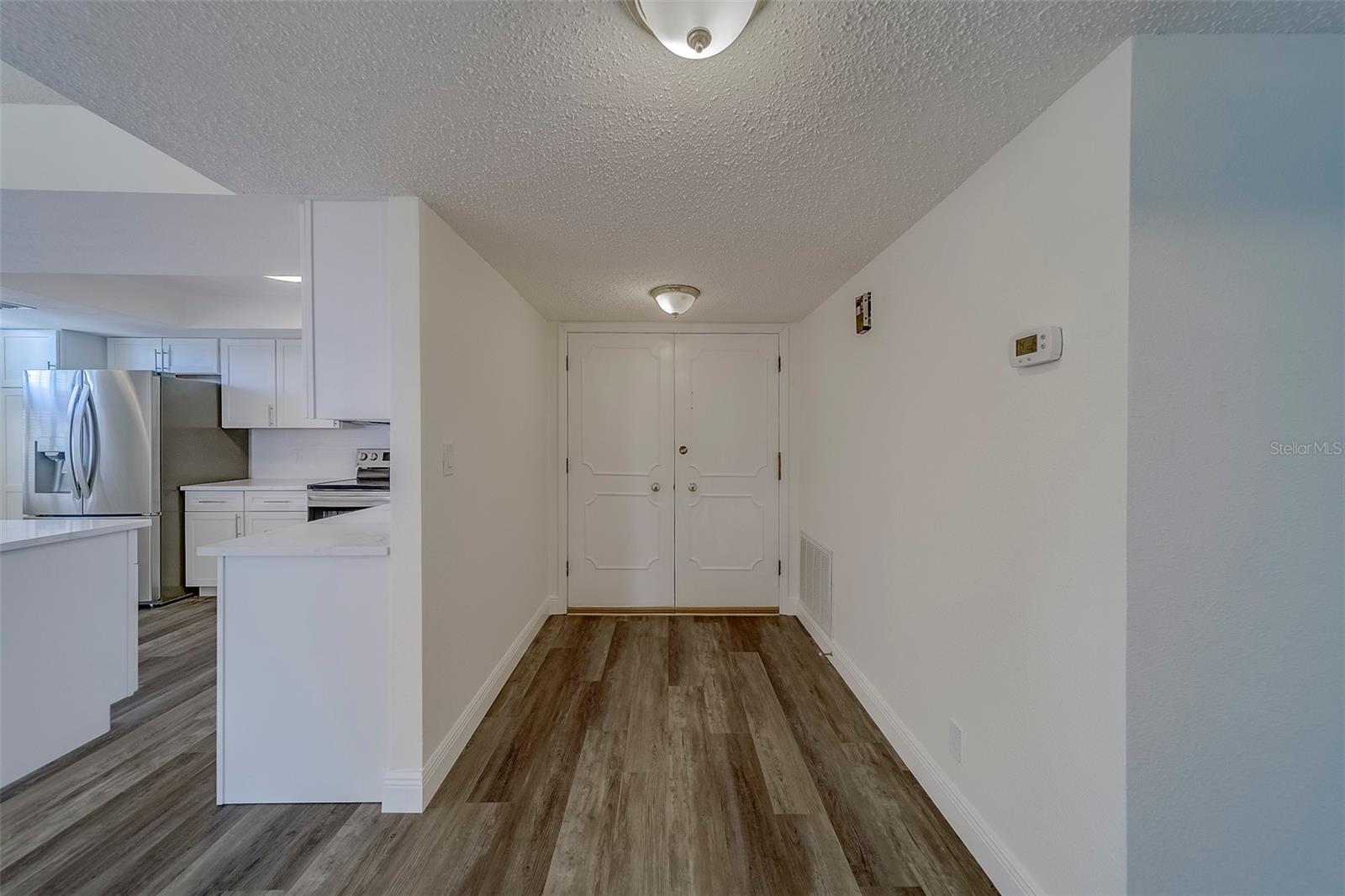 100 OAKMONT LANE 504