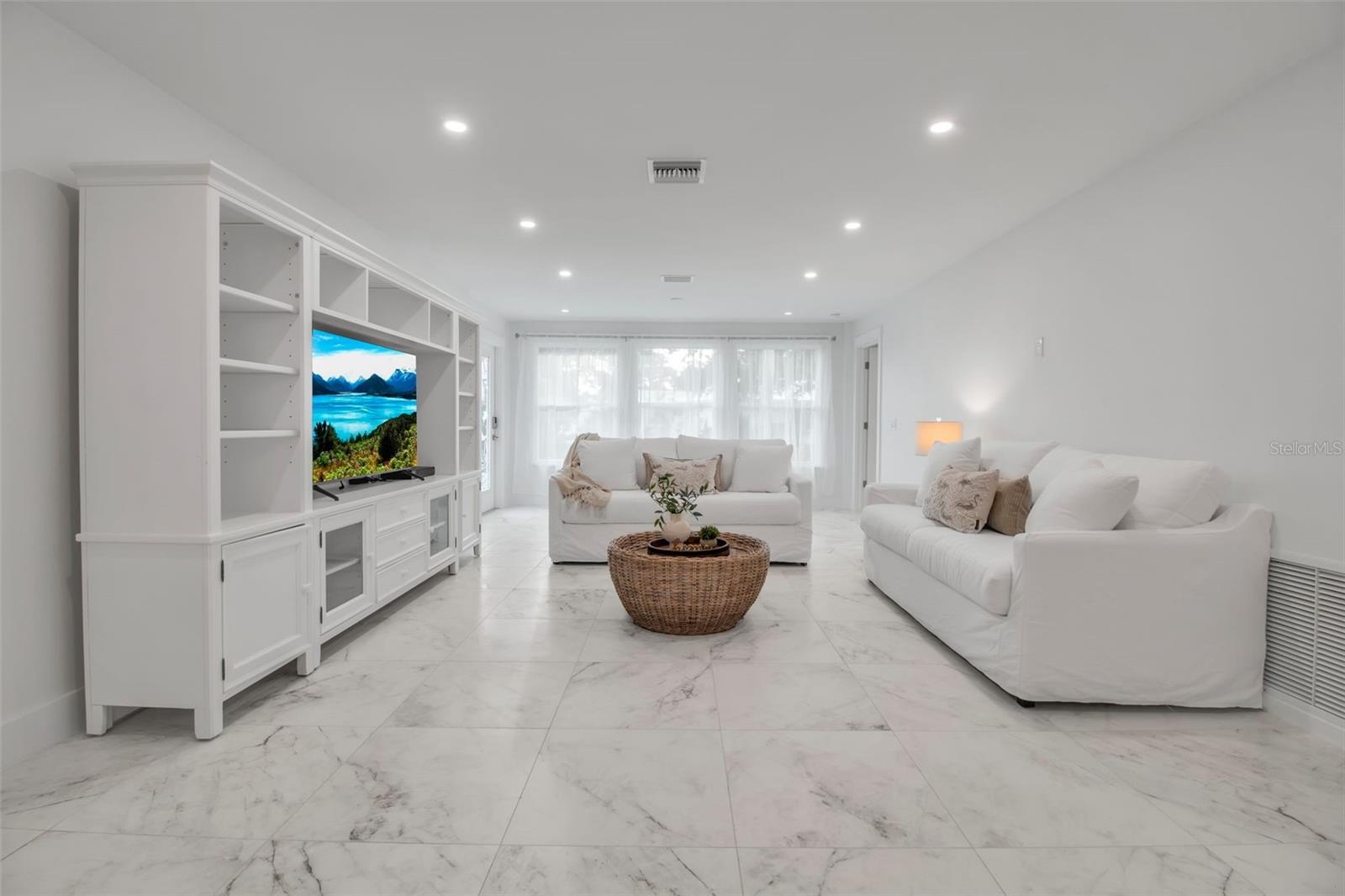 FAIRWINDS VILLAGE 2 - Residential