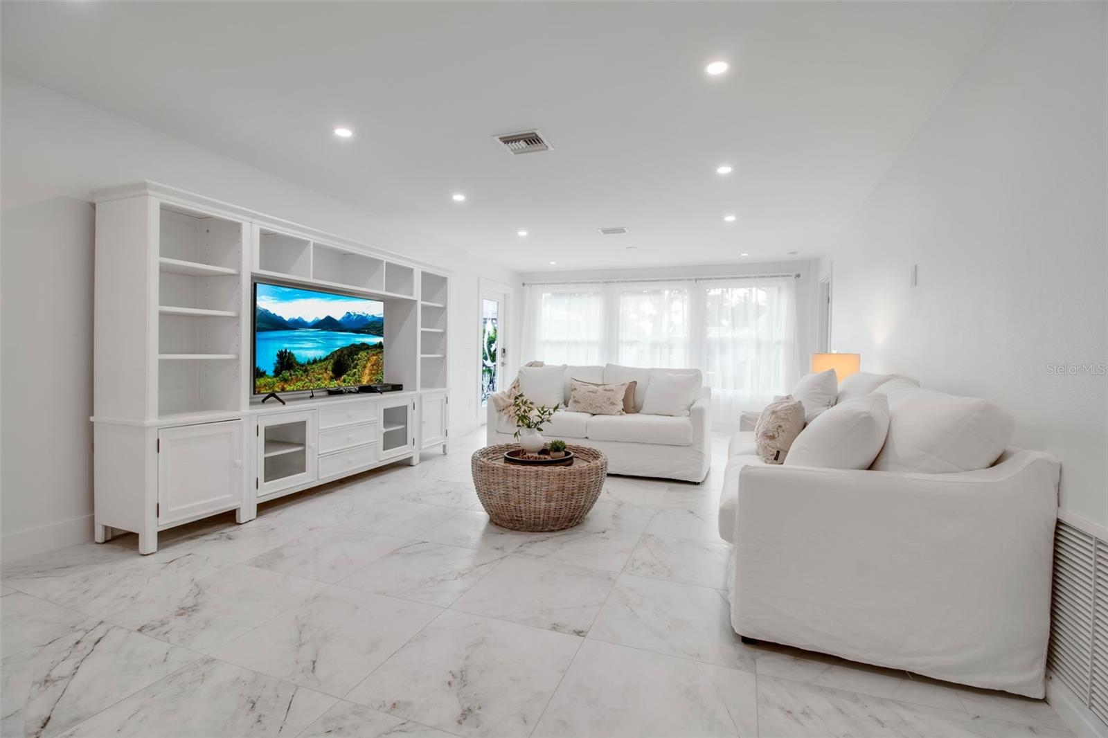FAIRWINDS VILLAGE 2 - Residential